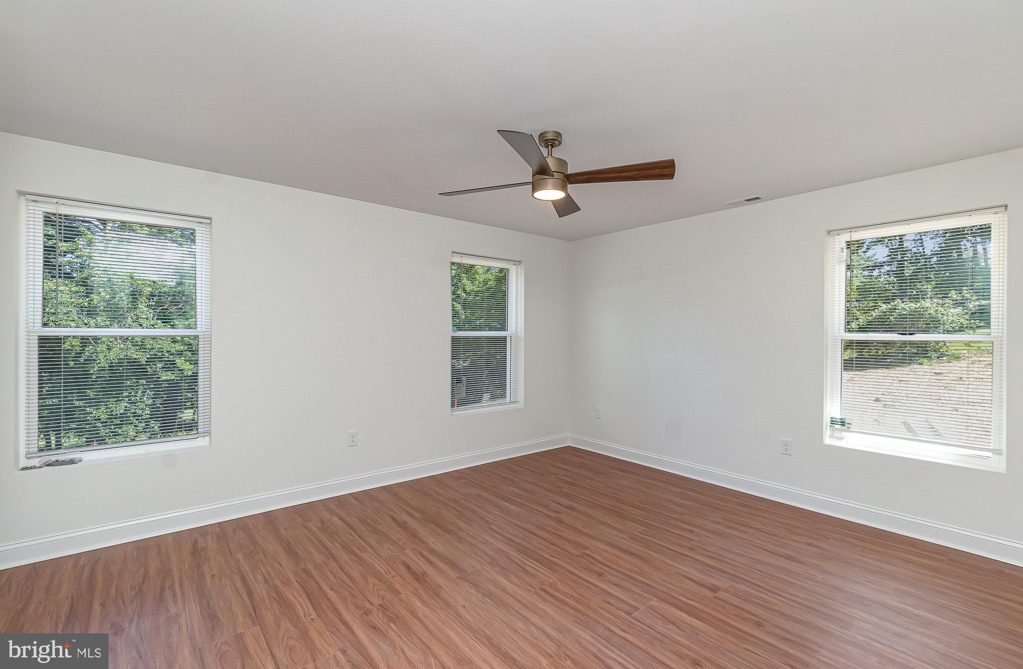 GLEN ARM - Residential