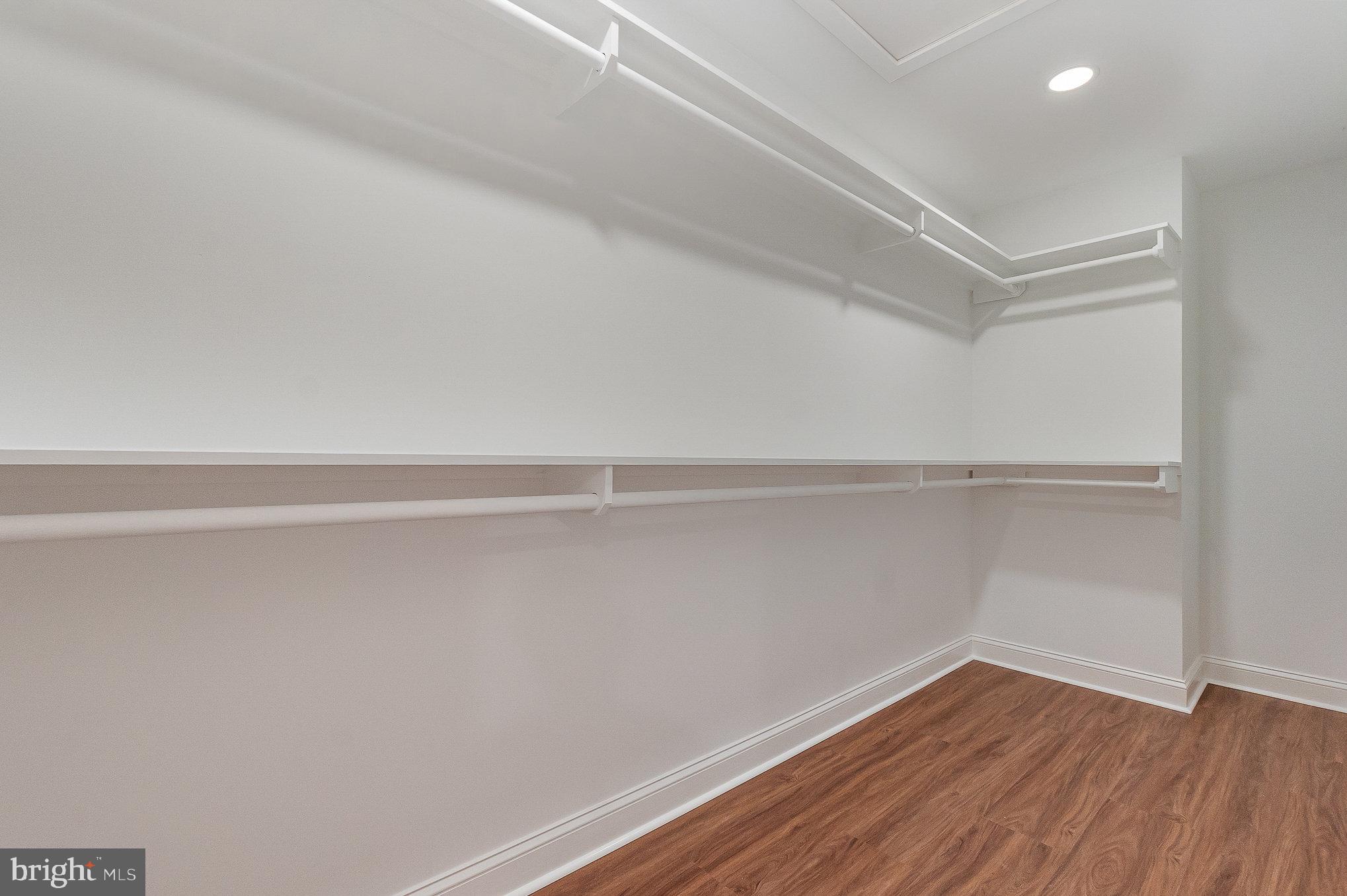 GLEN ARM - Residential