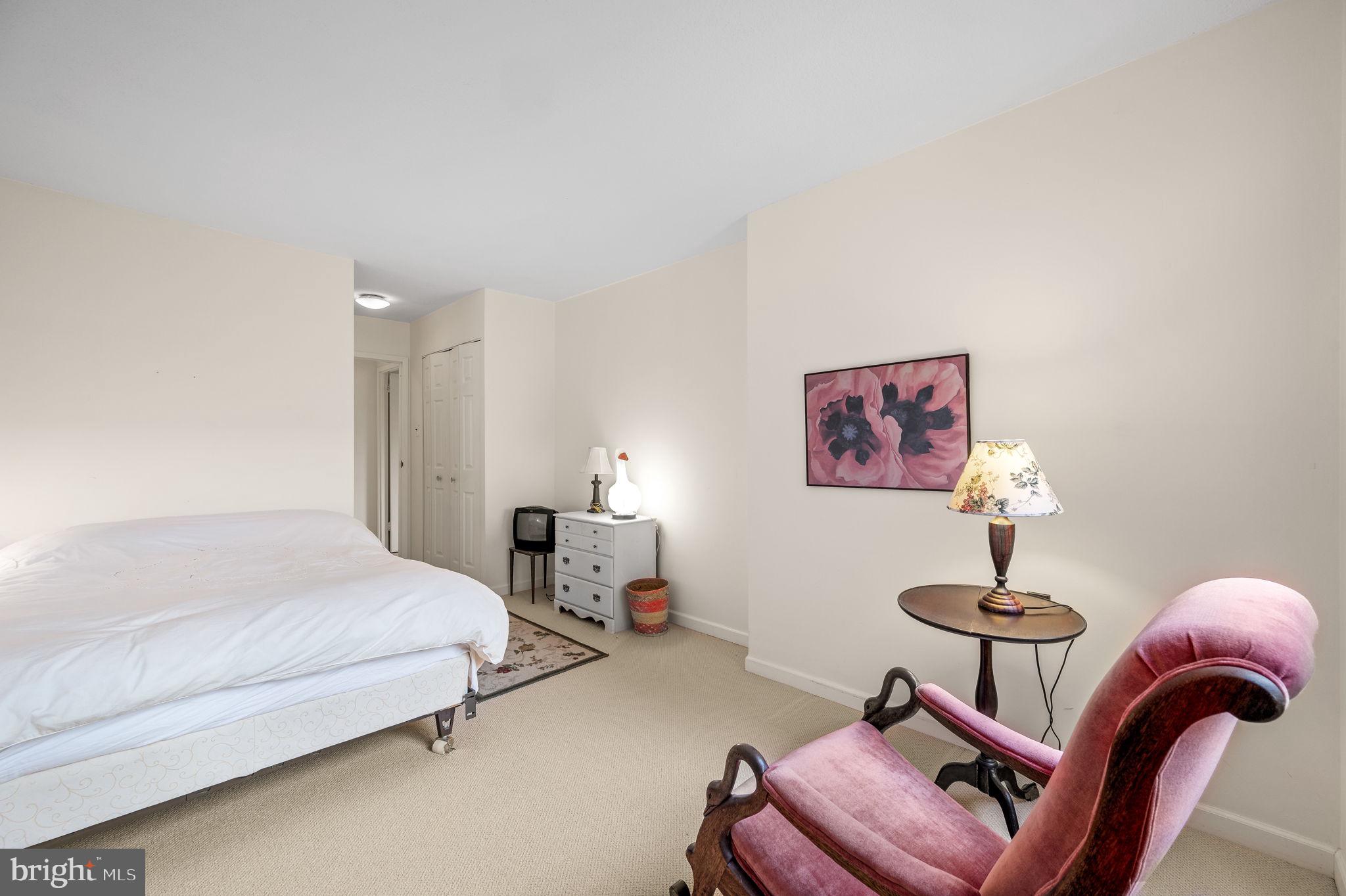 SWARTHMORE - Residential