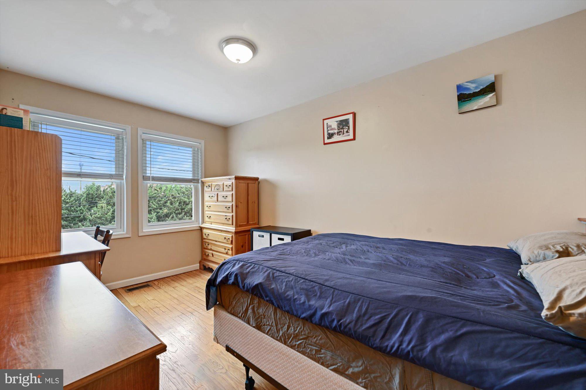 GREEKTOWN - Residential