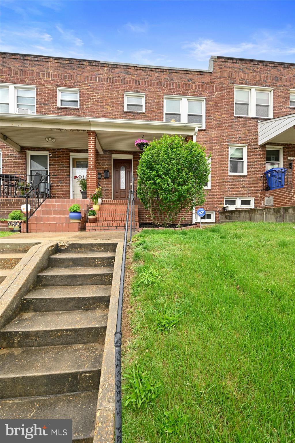 GREEKTOWN - Residential