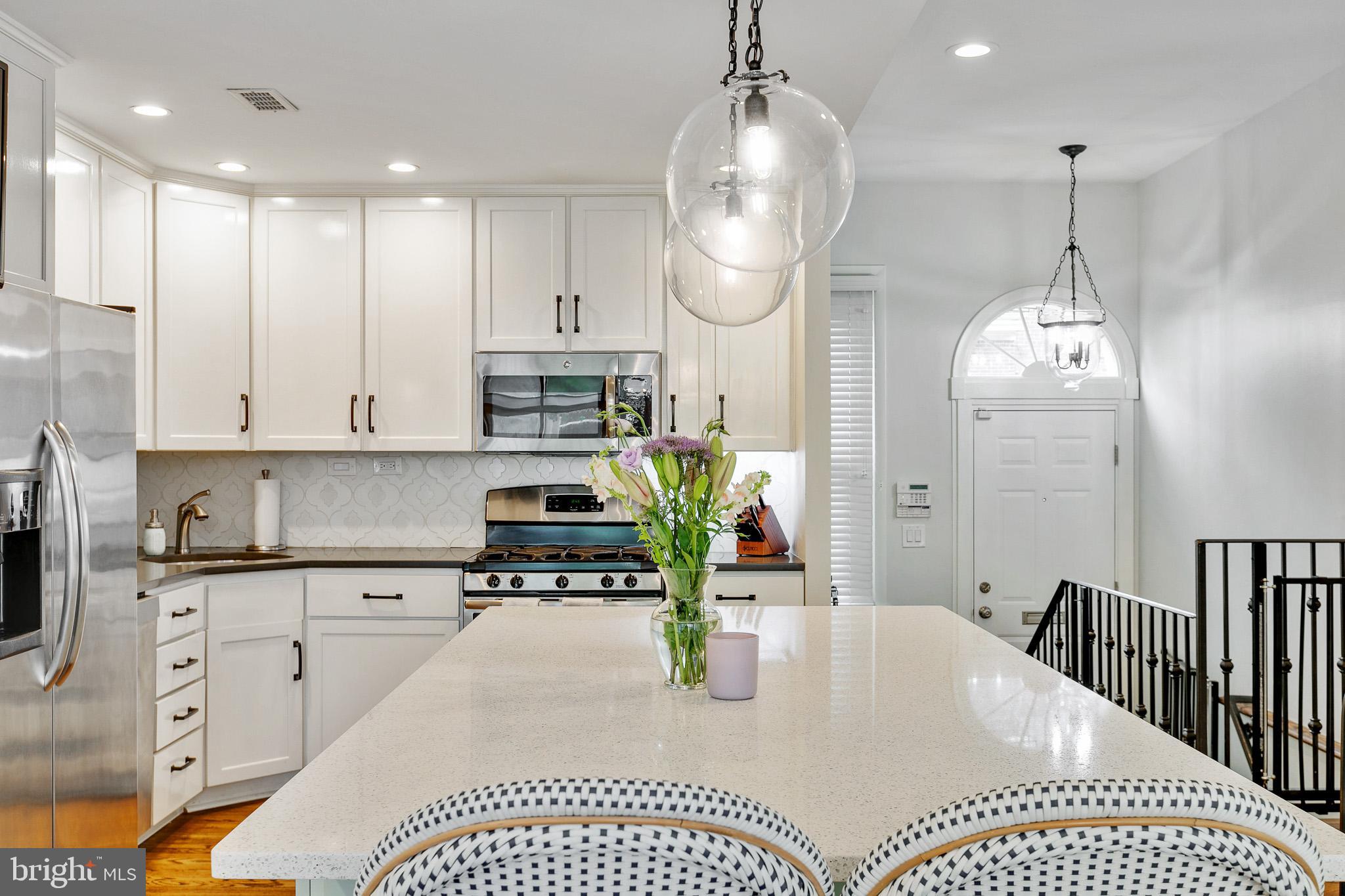 SOCIETY HILL - Residential