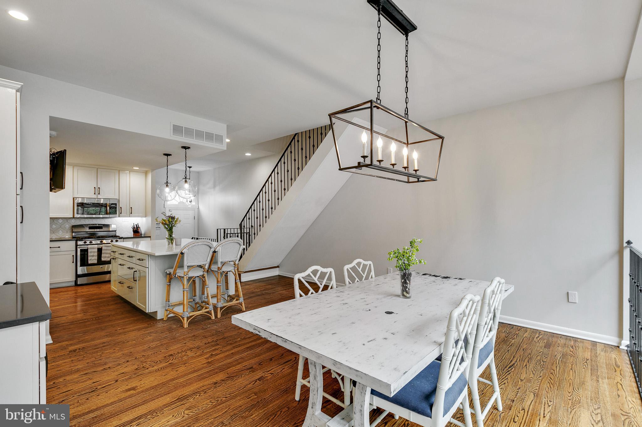 SOCIETY HILL - Residential