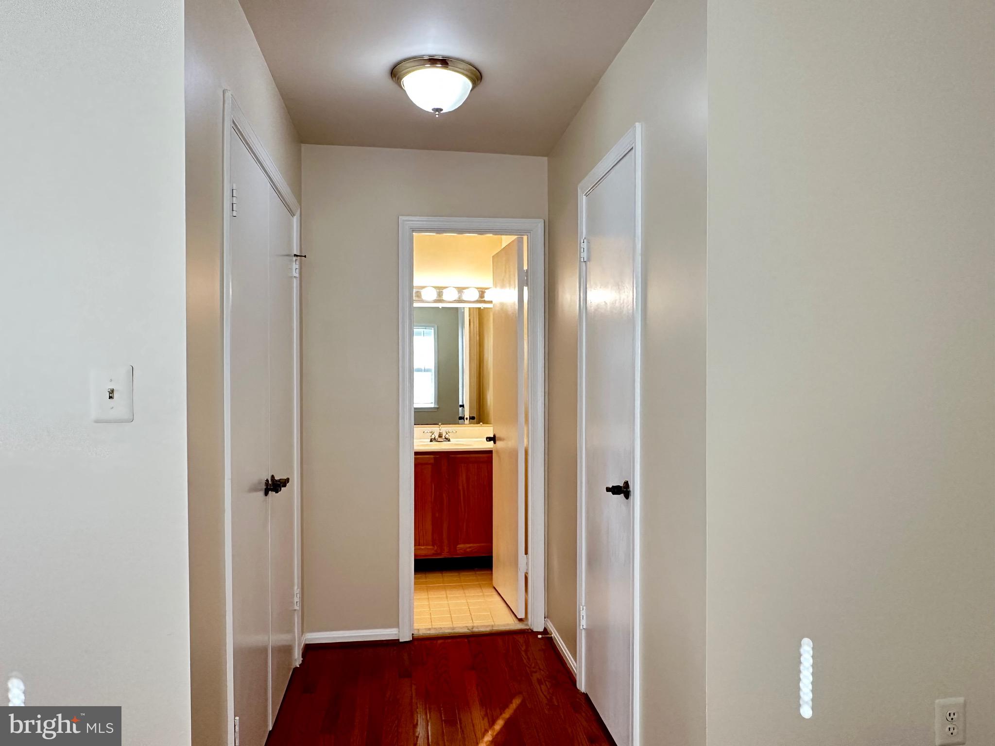 GREENTREE VILLAGE - Residential Lease