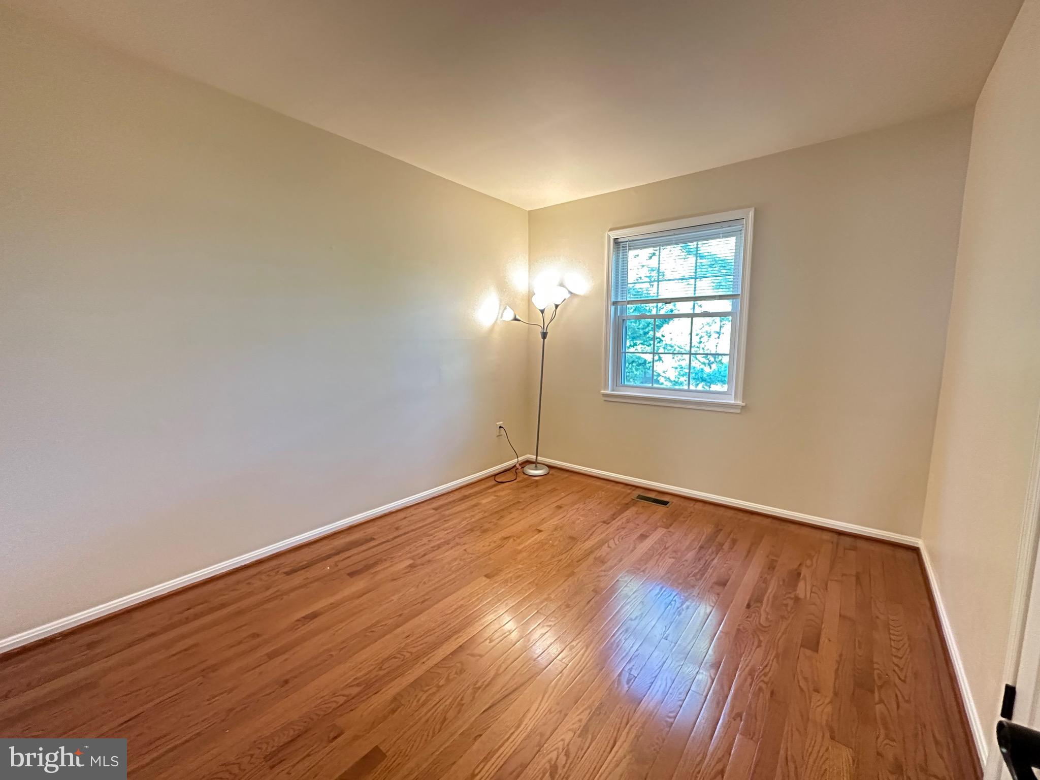 GREENTREE VILLAGE - Residential Lease