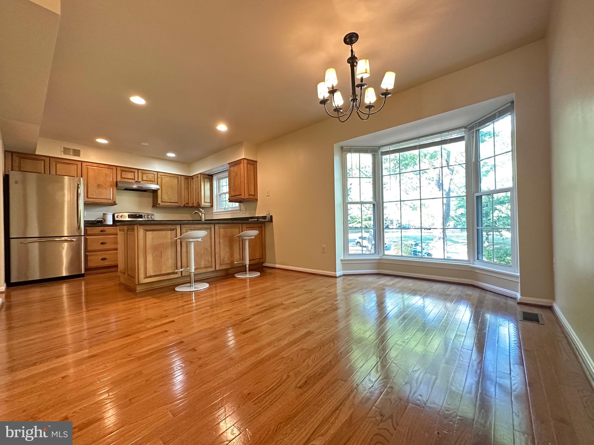 GREENTREE VILLAGE - Residential Lease