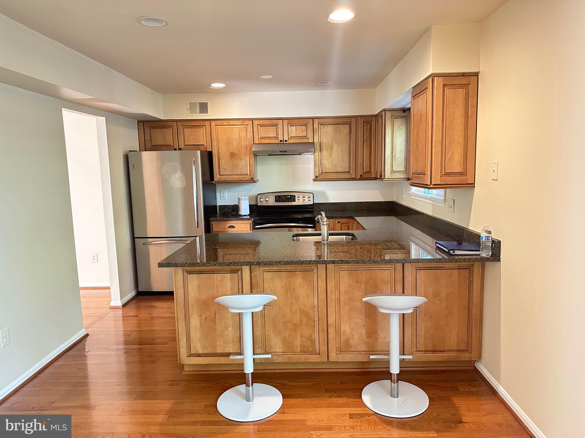 GREENTREE VILLAGE - Residential Lease