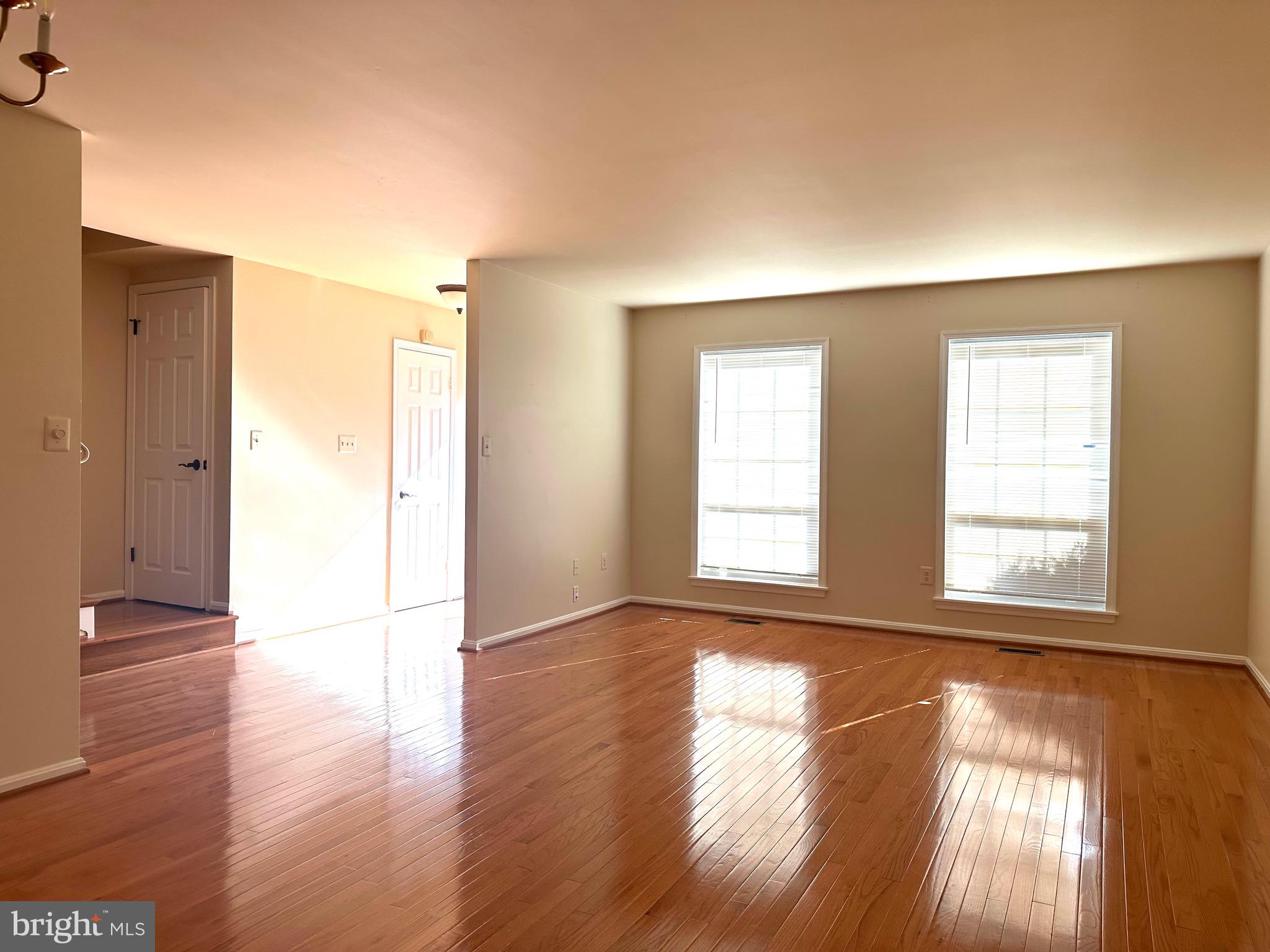 GREENTREE VILLAGE - Residential Lease