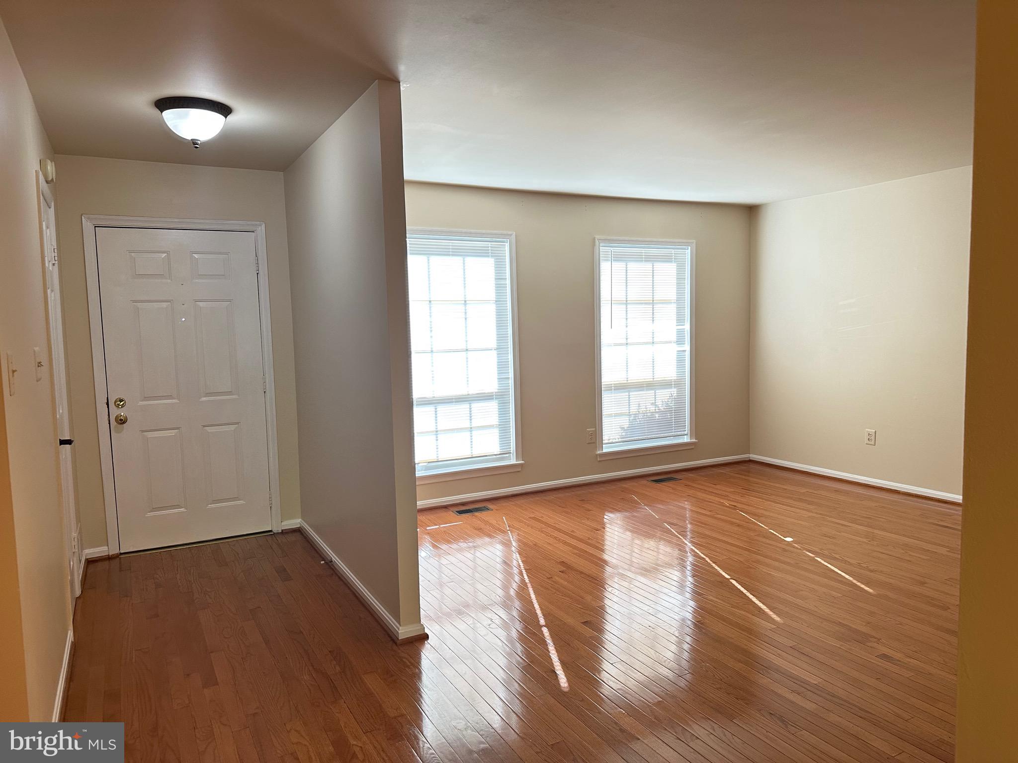 GREENTREE VILLAGE - Residential Lease