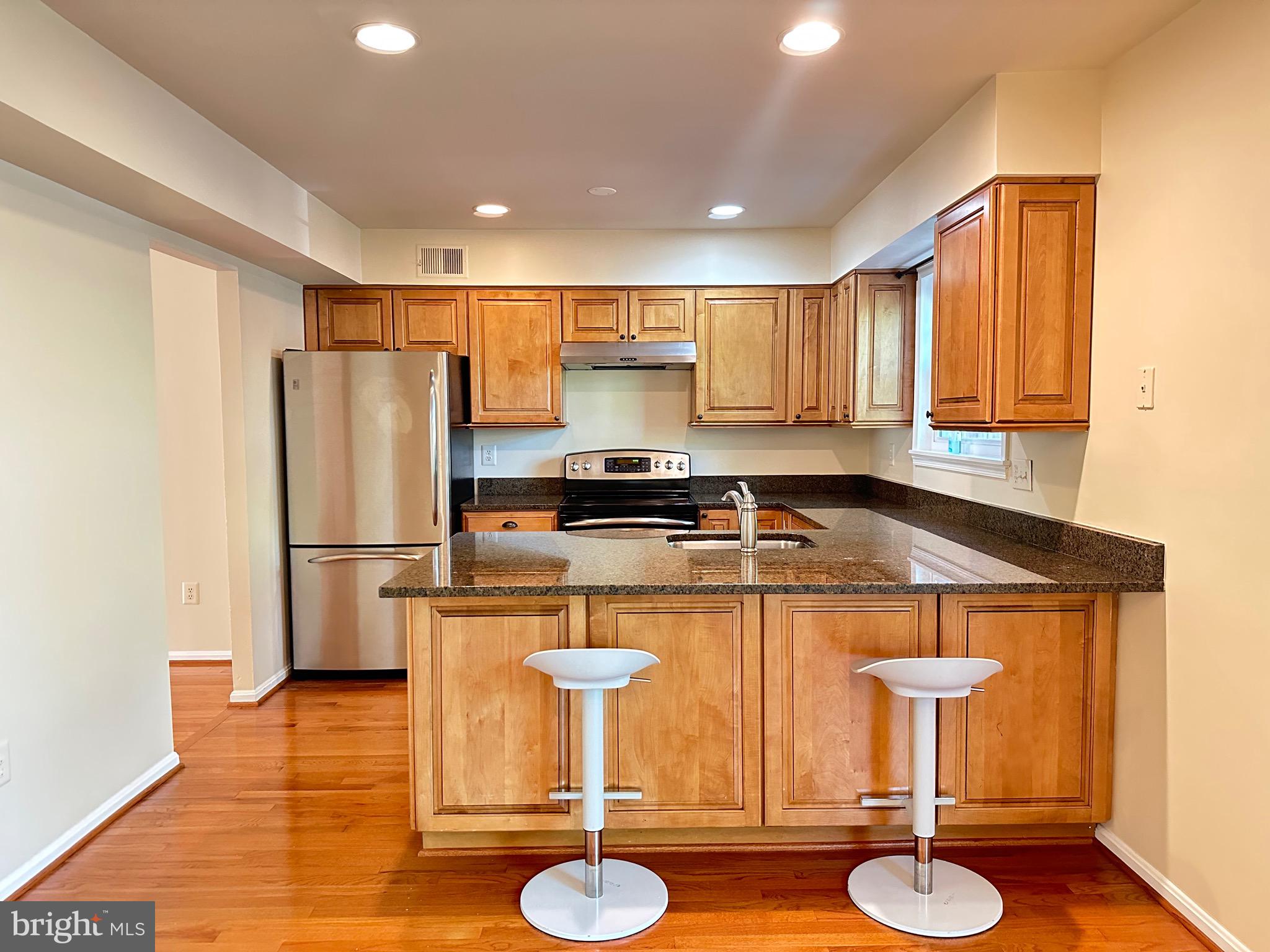 GREENTREE VILLAGE - Residential Lease