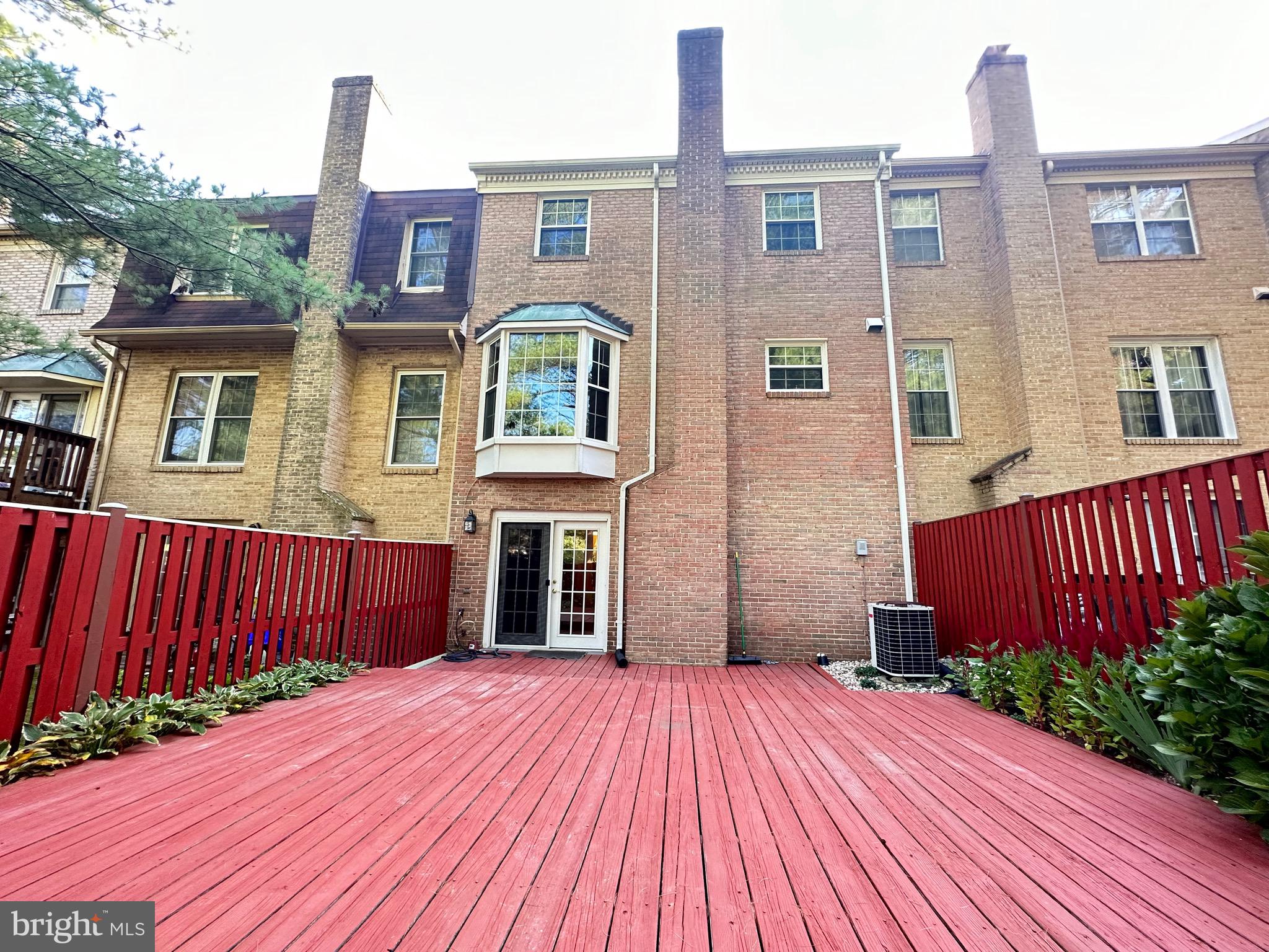 GREENTREE VILLAGE - Residential Lease