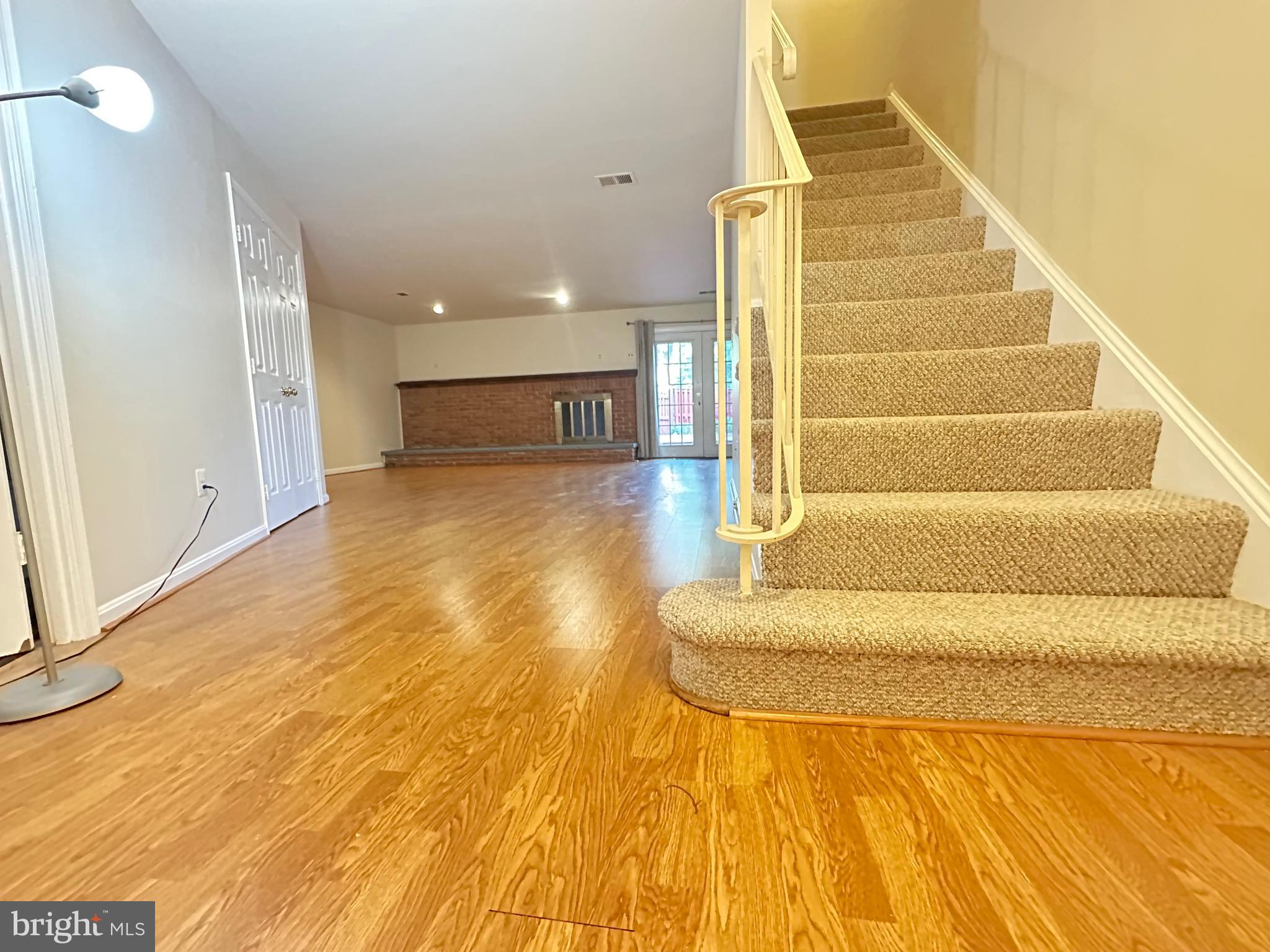 GREENTREE VILLAGE - Residential Lease