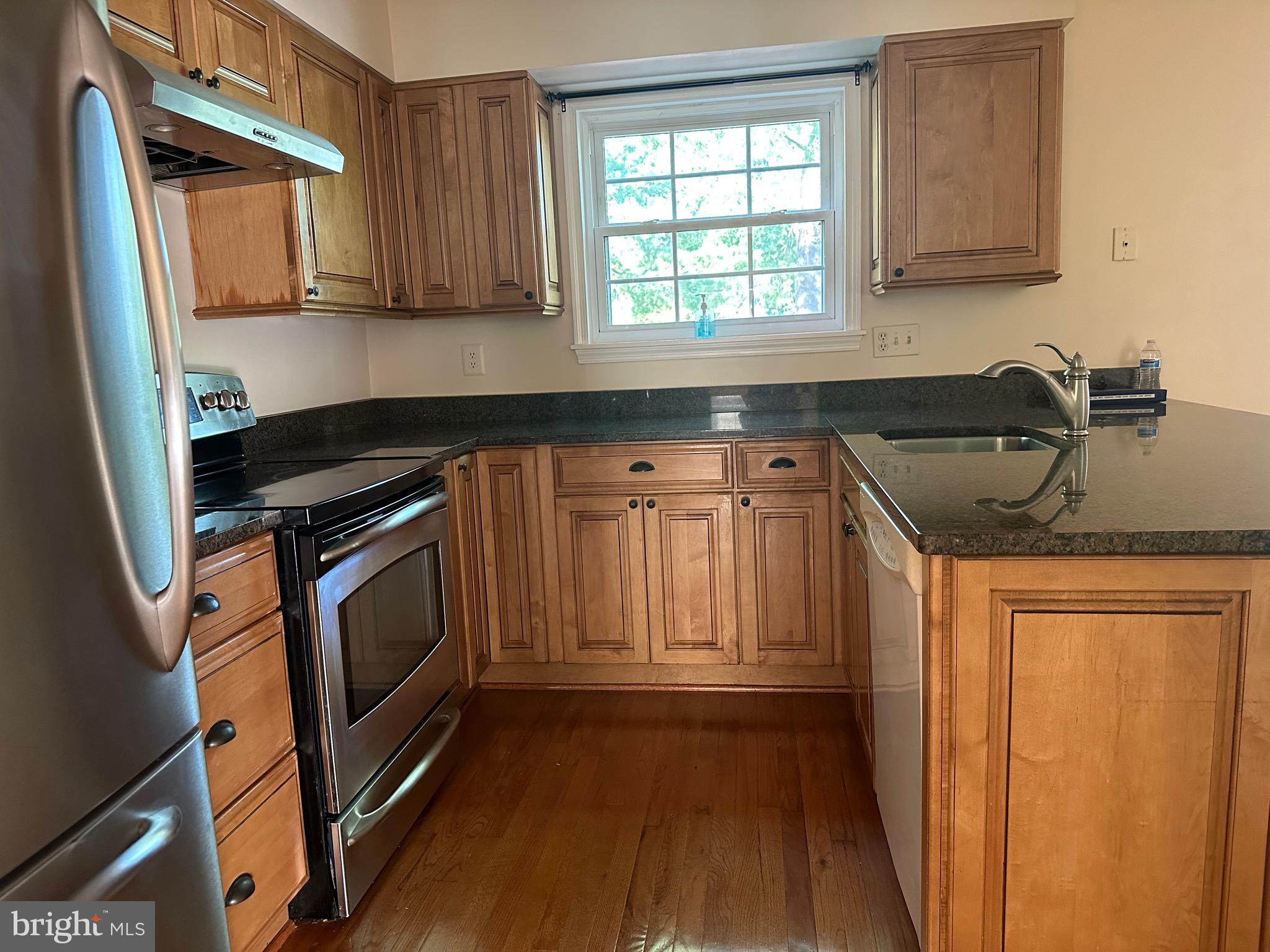 GREENTREE VILLAGE - Residential Lease