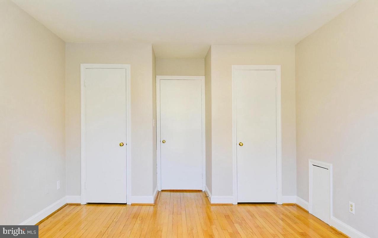 OAKLAND TERRACE - Residential Lease