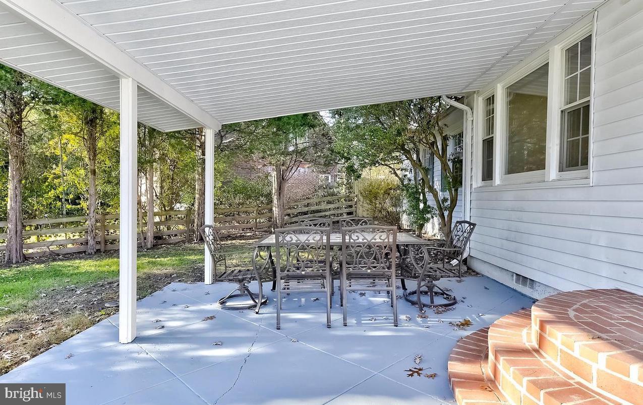 OAKLAND TERRACE - Residential Lease