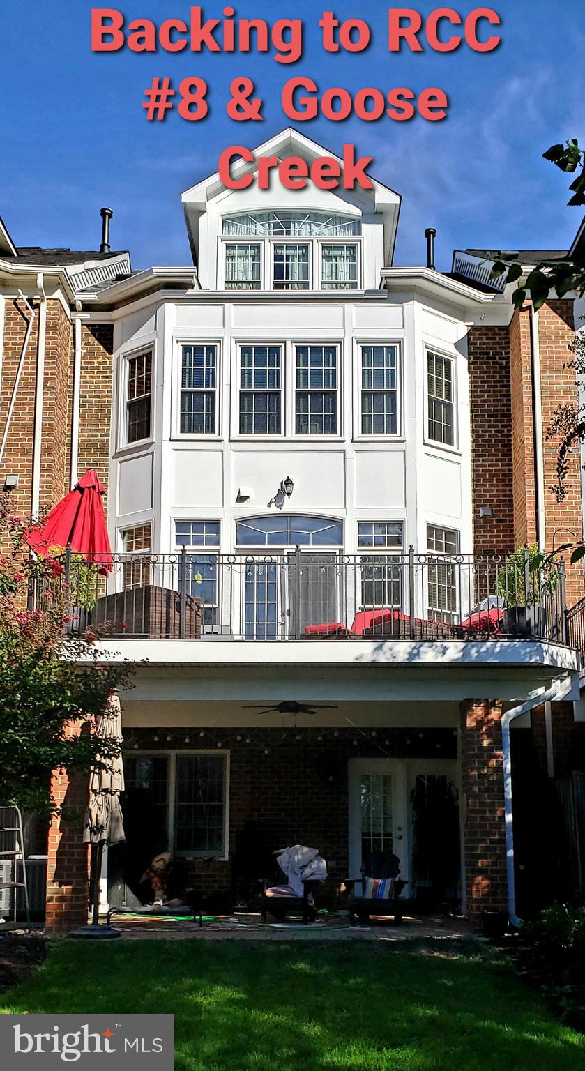 RIVER CREEK - Residential