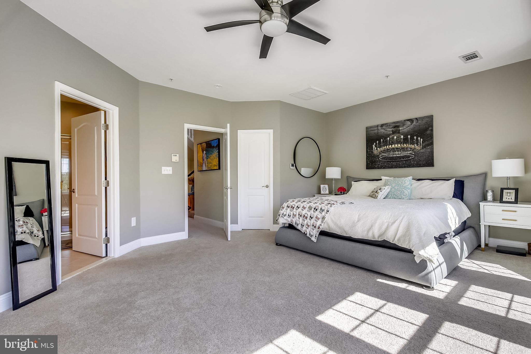 RIVER CREEK - Residential