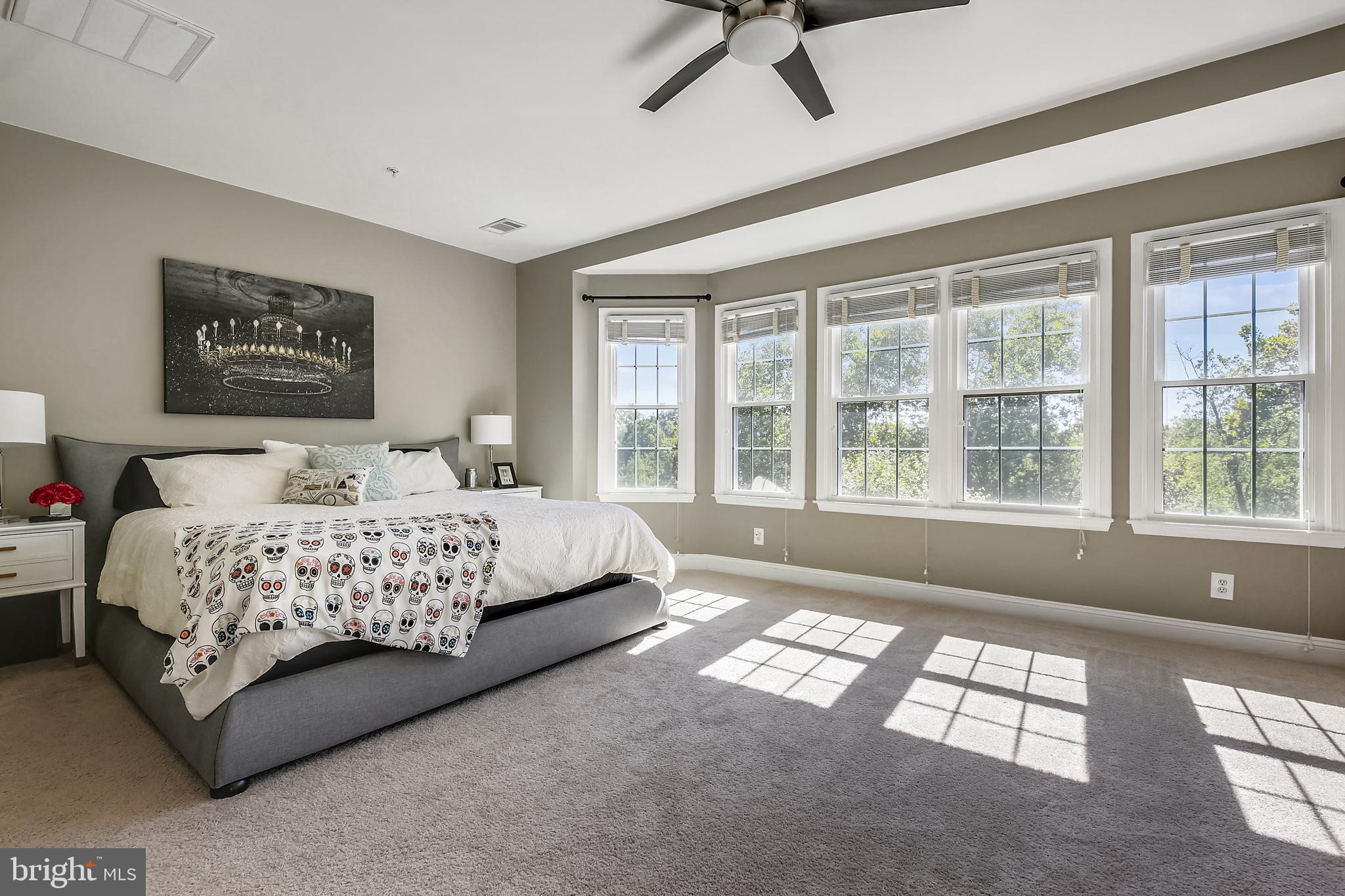 RIVER CREEK - Residential