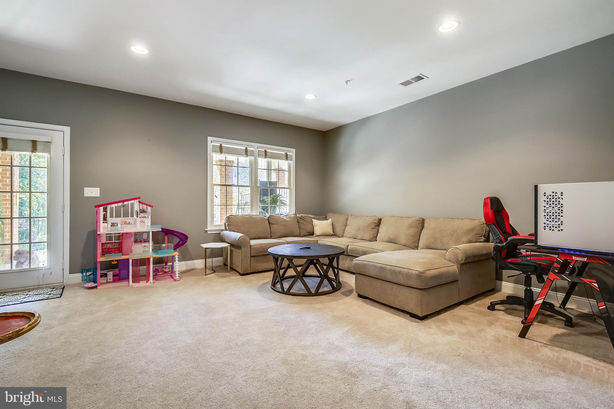 RIVER CREEK - Residential