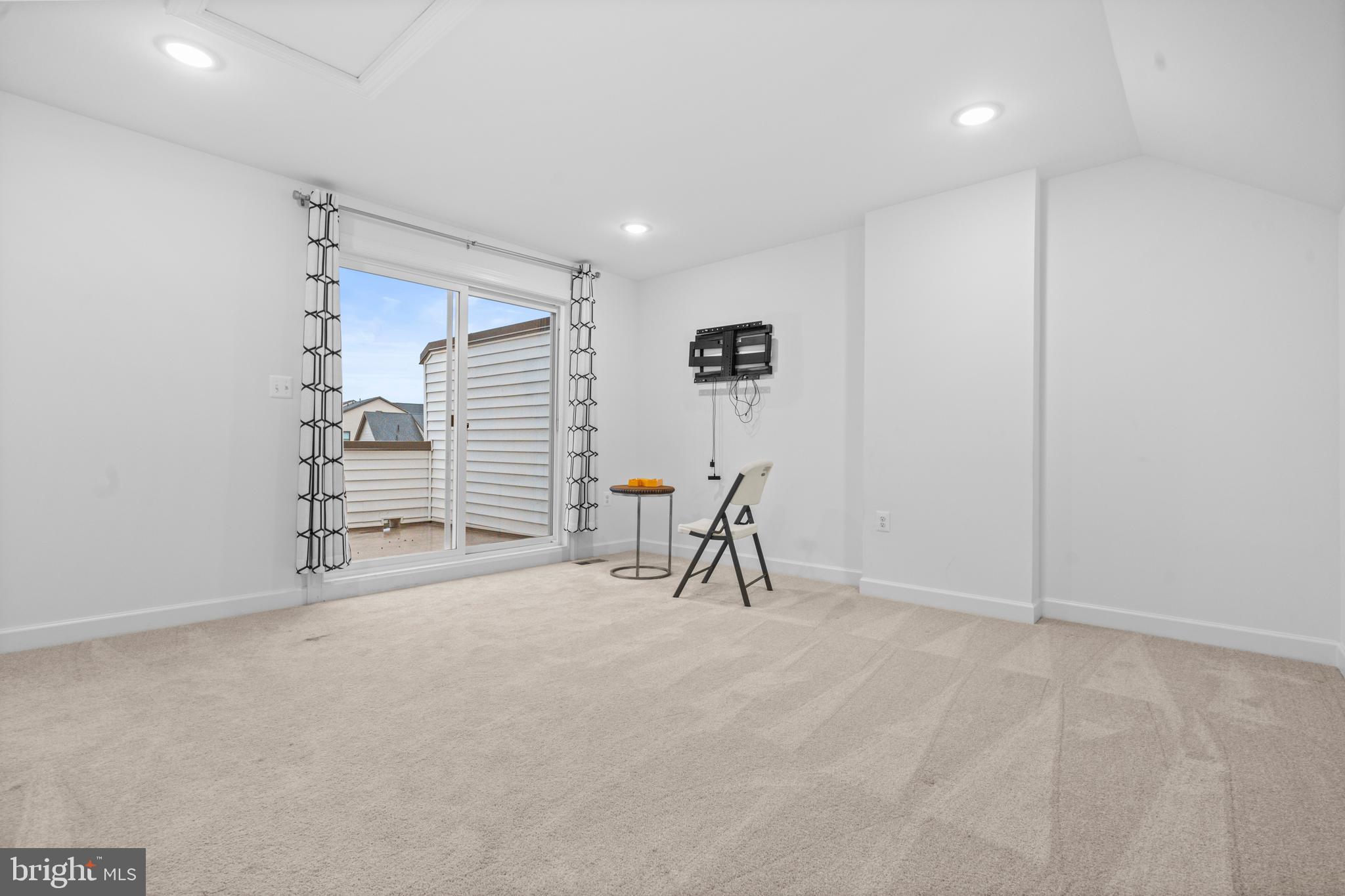 THE BOULEVARDS AT WESTFIELDS - Residential