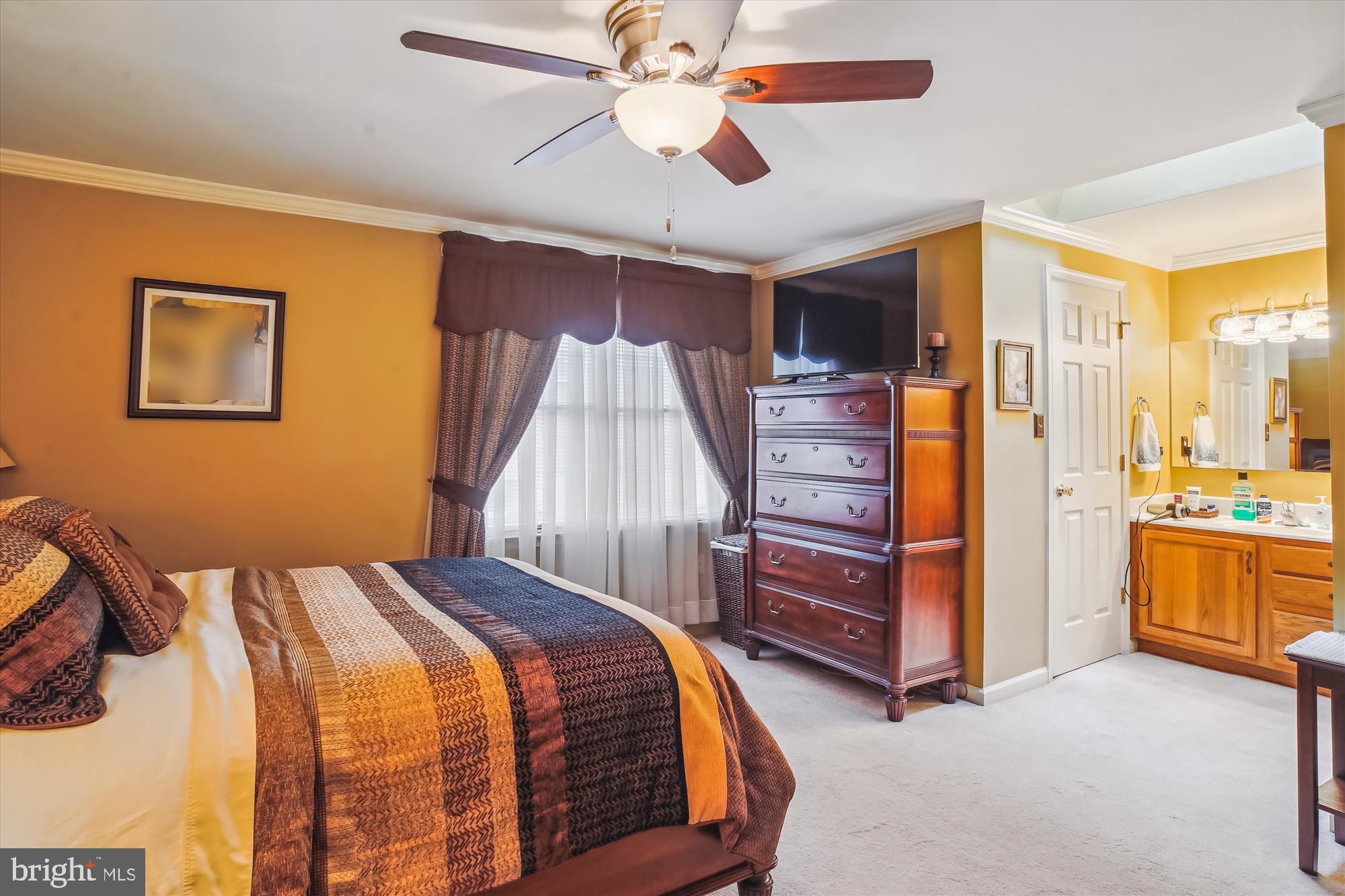 WATERSIDE - Residential