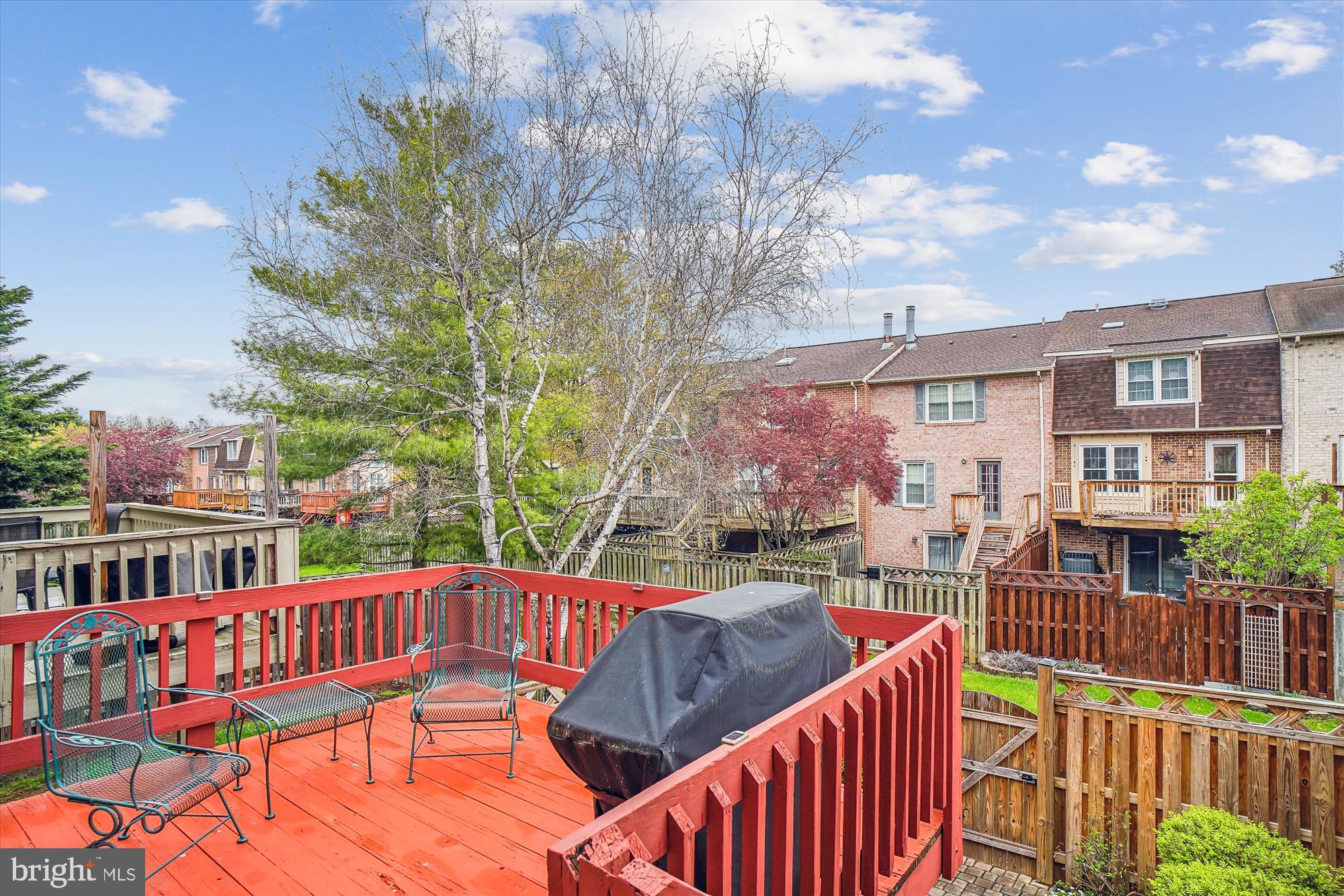 WATERSIDE - Residential