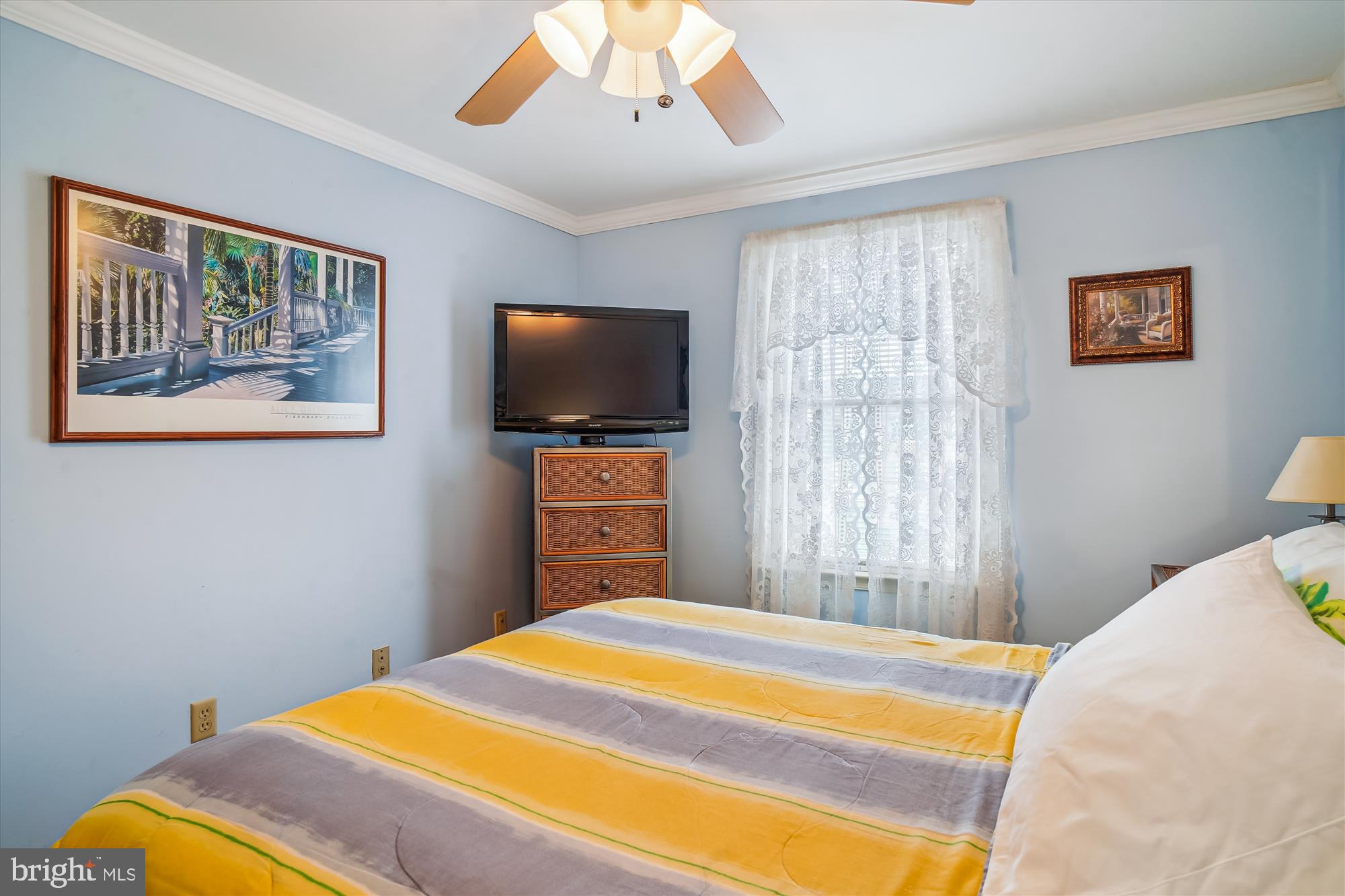 WATERSIDE - Residential