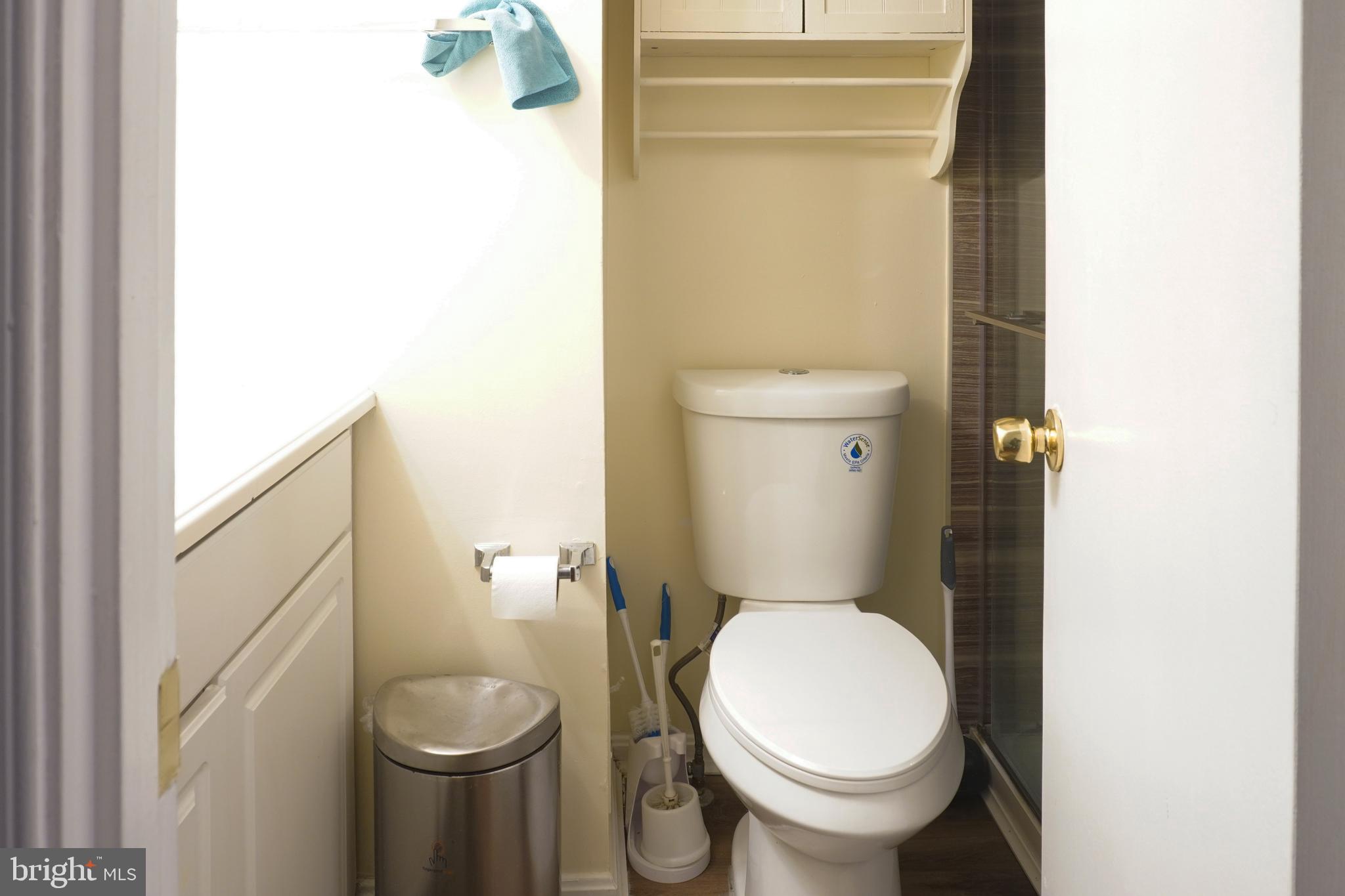 9914 MAPLE LEAF DRIVE