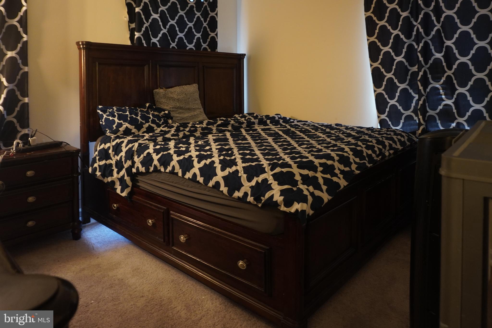 9914 MAPLE LEAF DRIVE