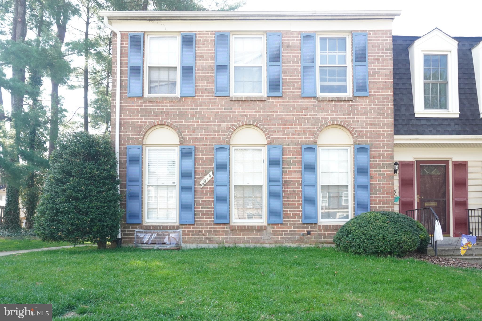SHADOW OAK - Residential