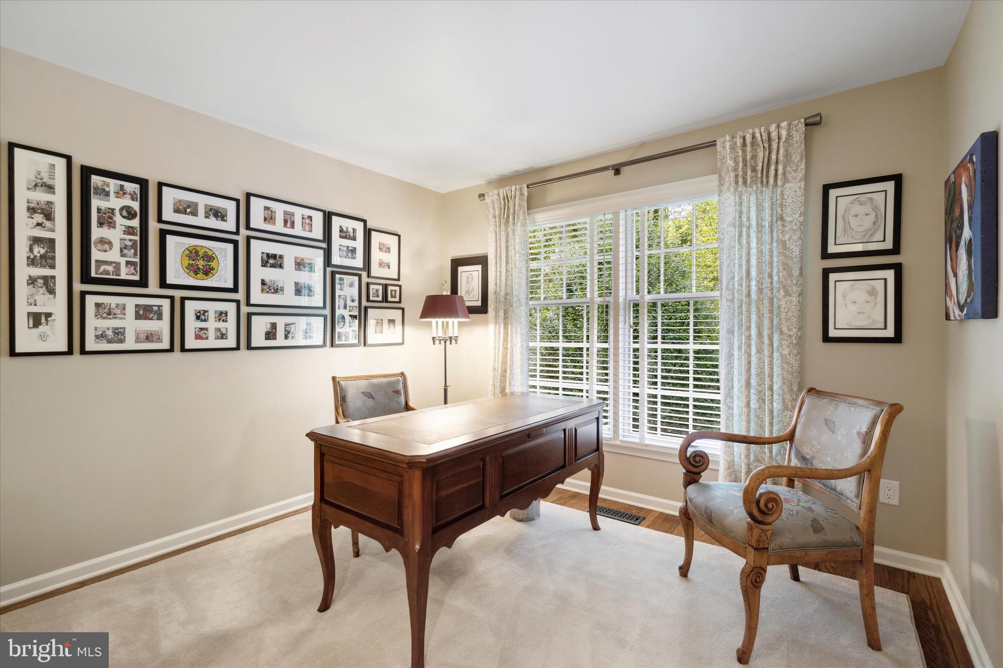 RADNOR HUNT - Residential