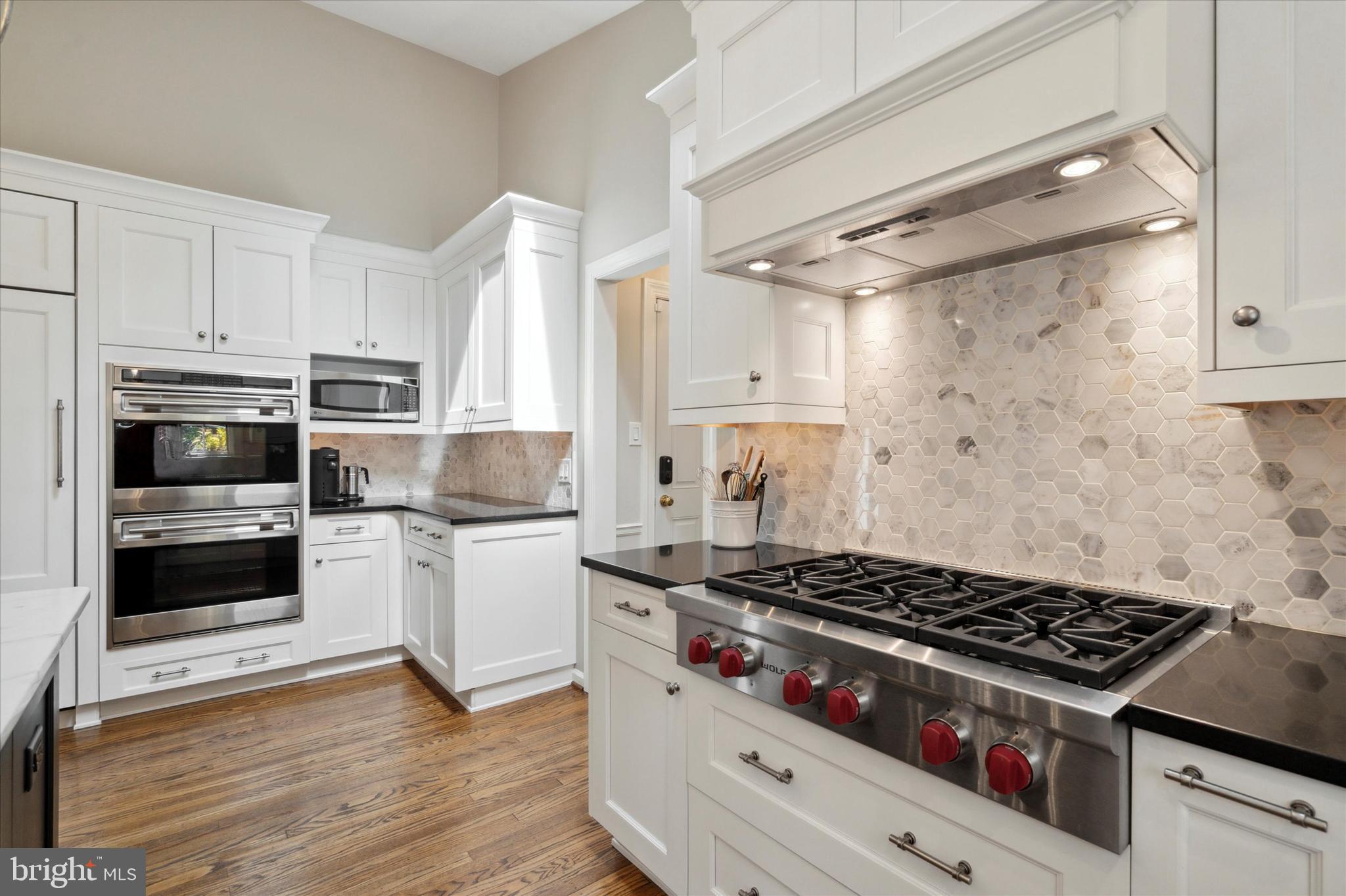 RADNOR HUNT - Residential