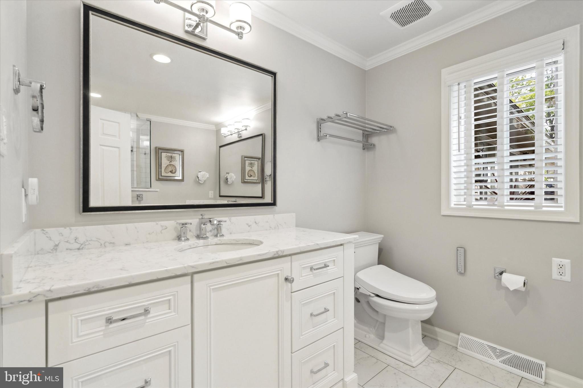 RADNOR HUNT - Residential