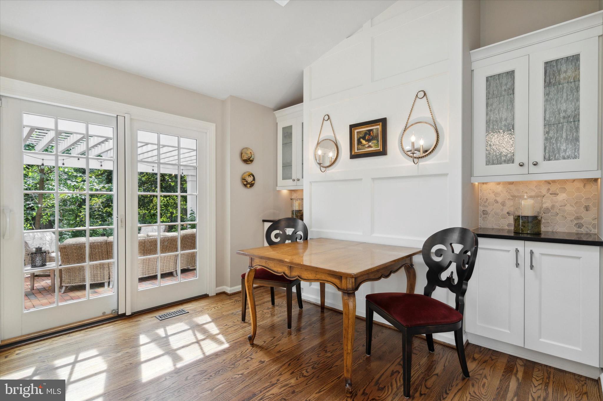 RADNOR HUNT - Residential