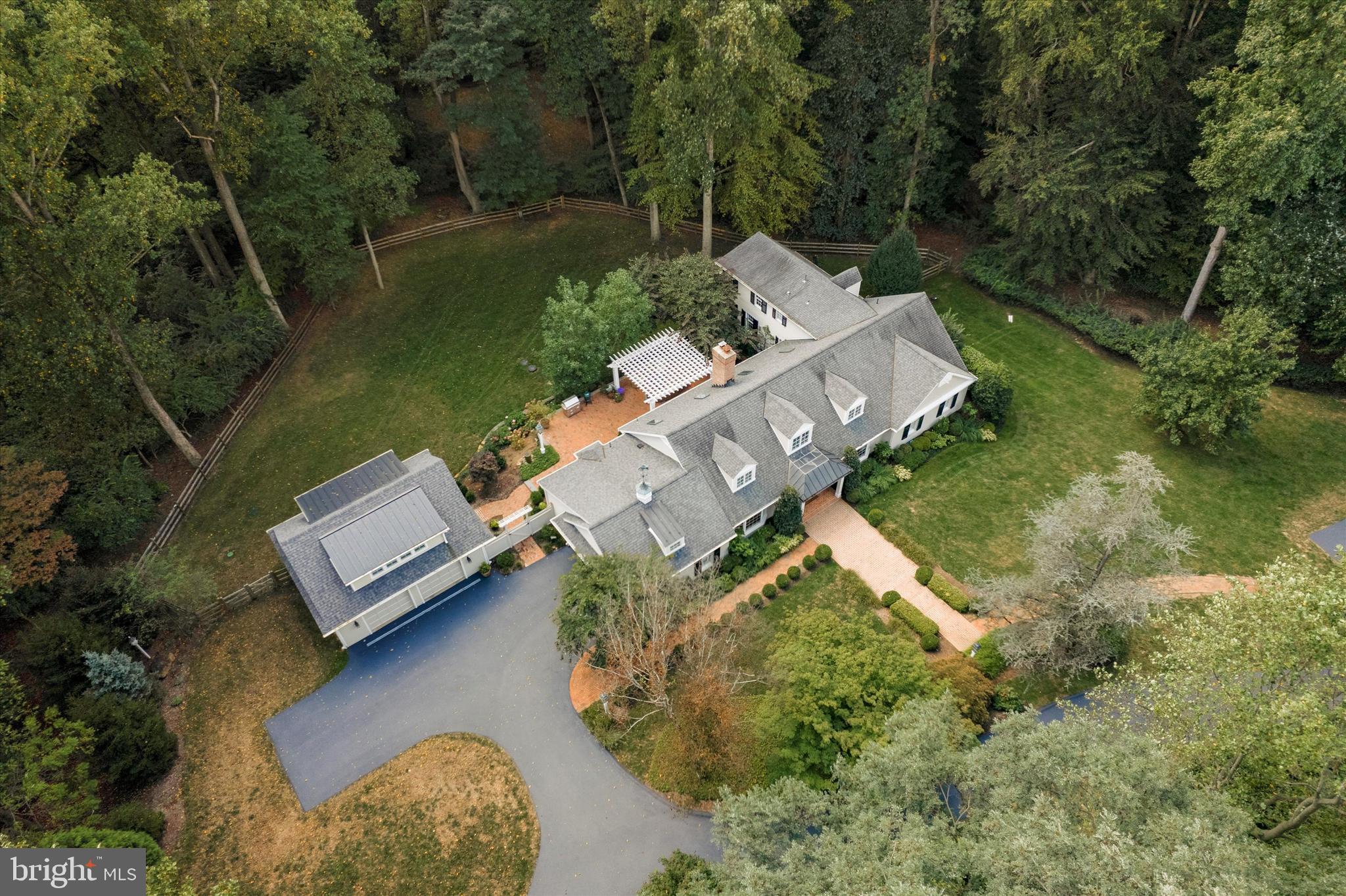 RADNOR HUNT - Residential