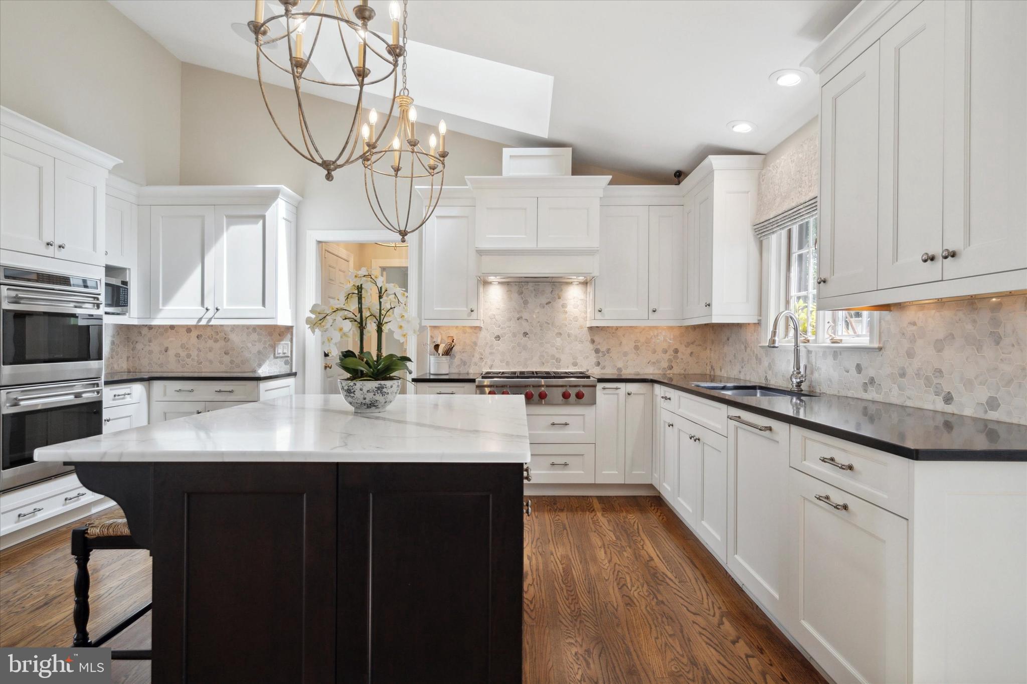 RADNOR HUNT - Residential