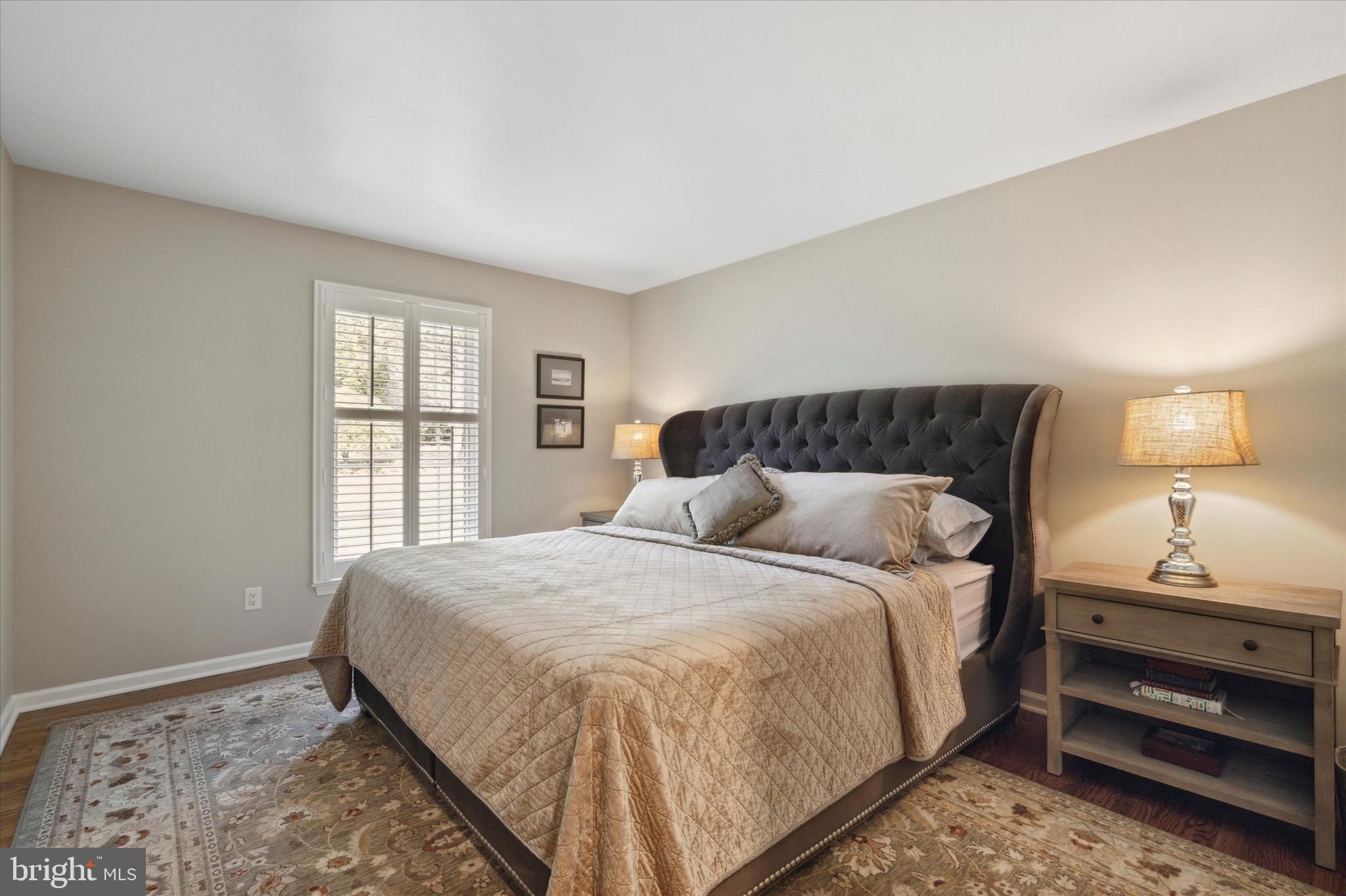 RADNOR HUNT - Residential