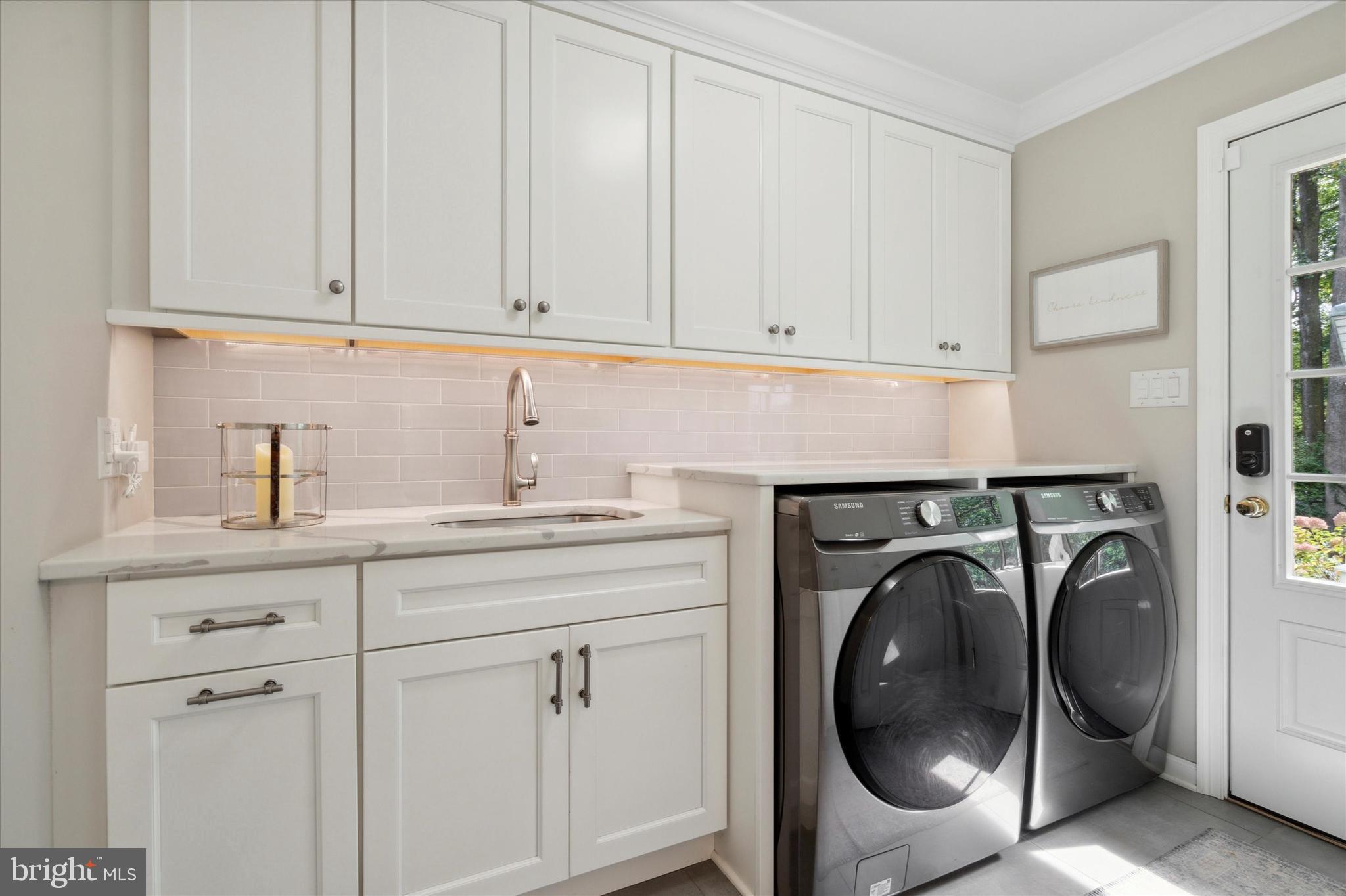 RADNOR HUNT - Residential