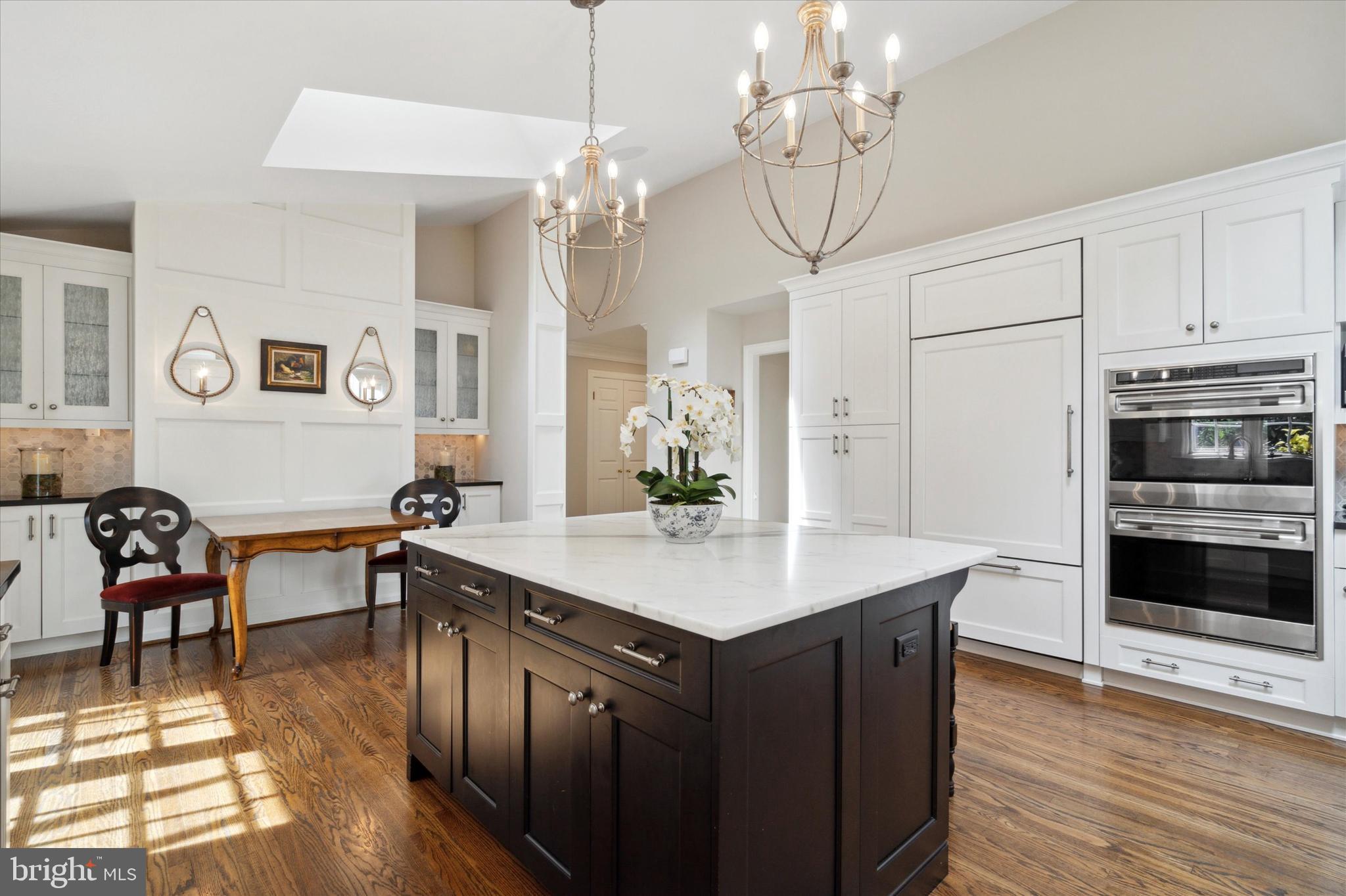 RADNOR HUNT - Residential