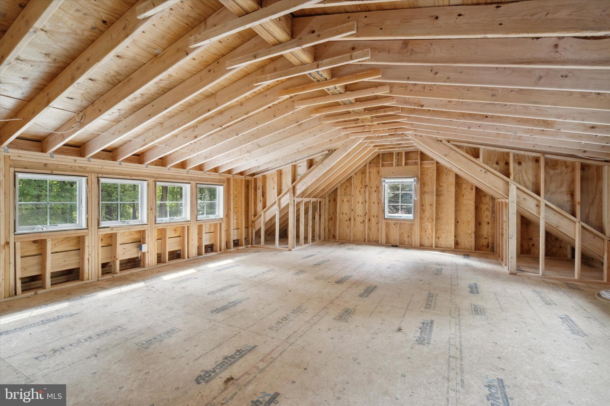 RADNOR HUNT - Residential