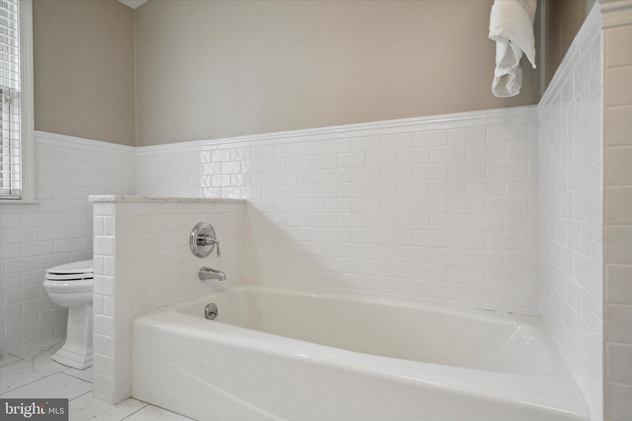 RADNOR HUNT - Residential