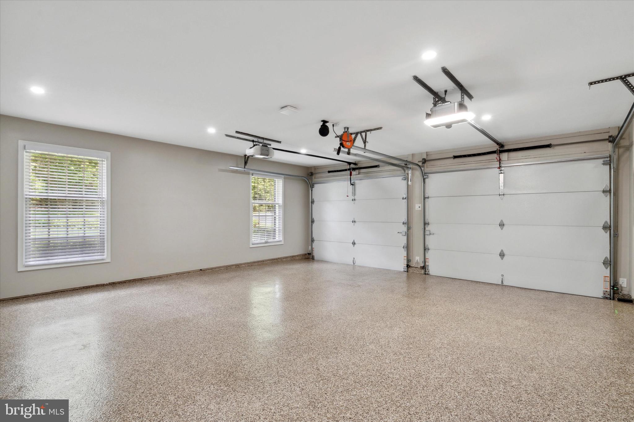 RADNOR HUNT - Residential