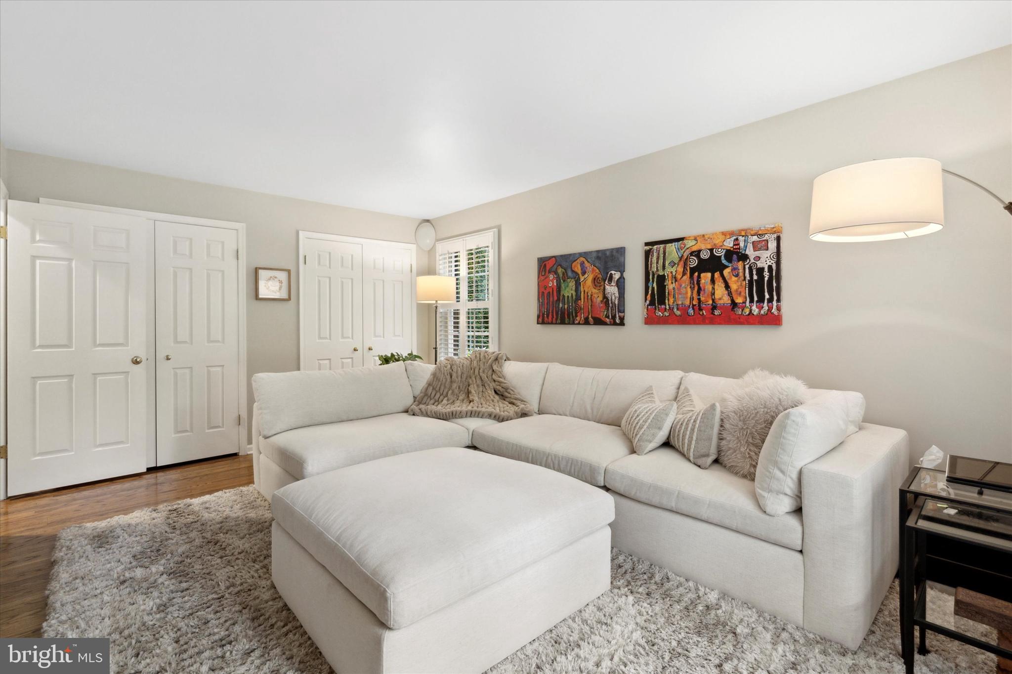 RADNOR HUNT - Residential