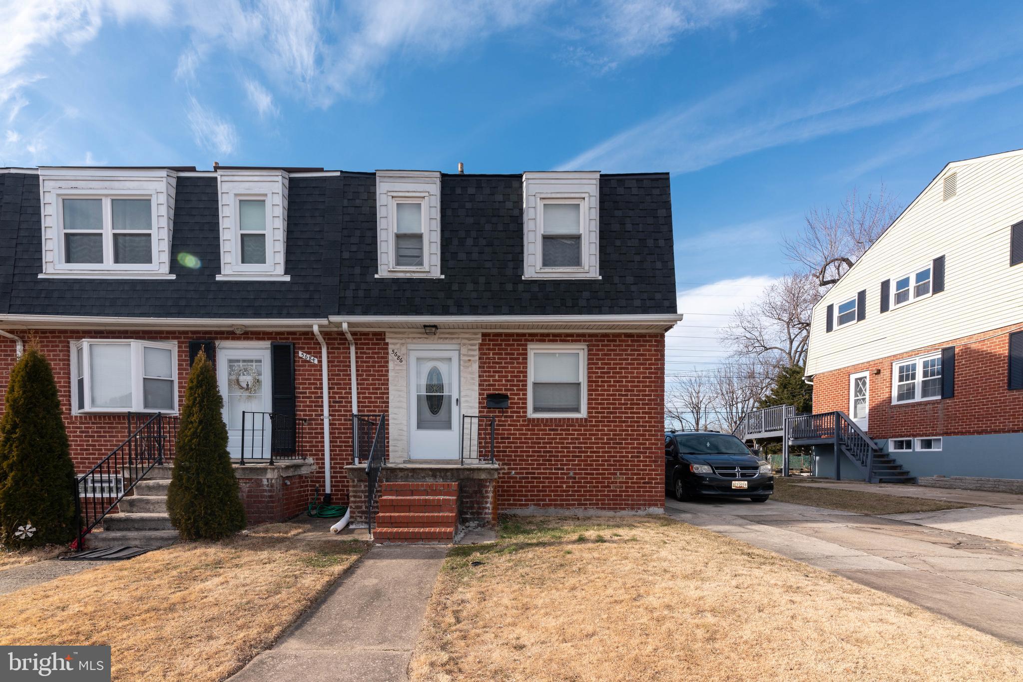 HOLLAND HILL - Residential