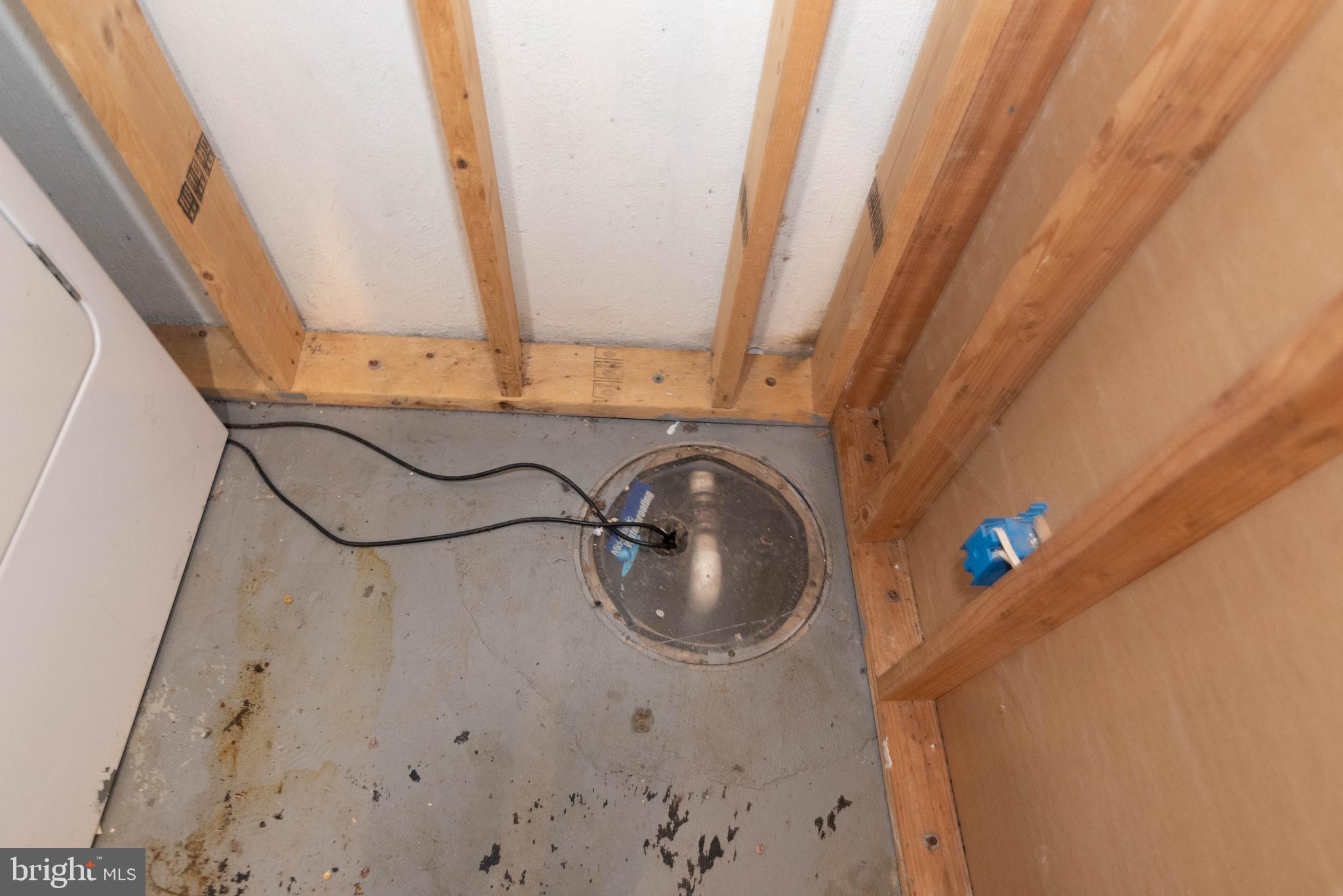 HOLLAND HILL - Residential