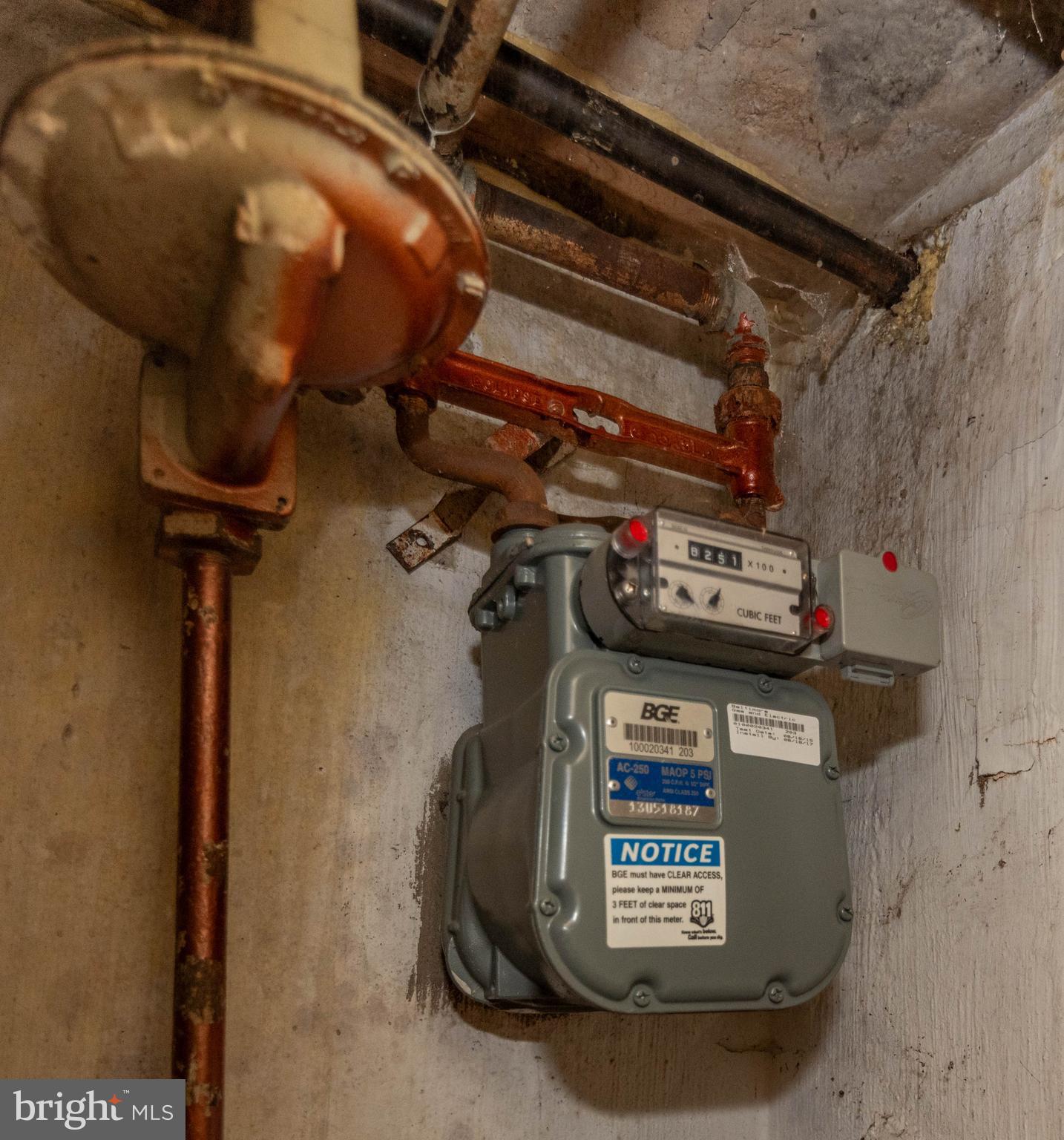 HOLLAND HILL - Residential