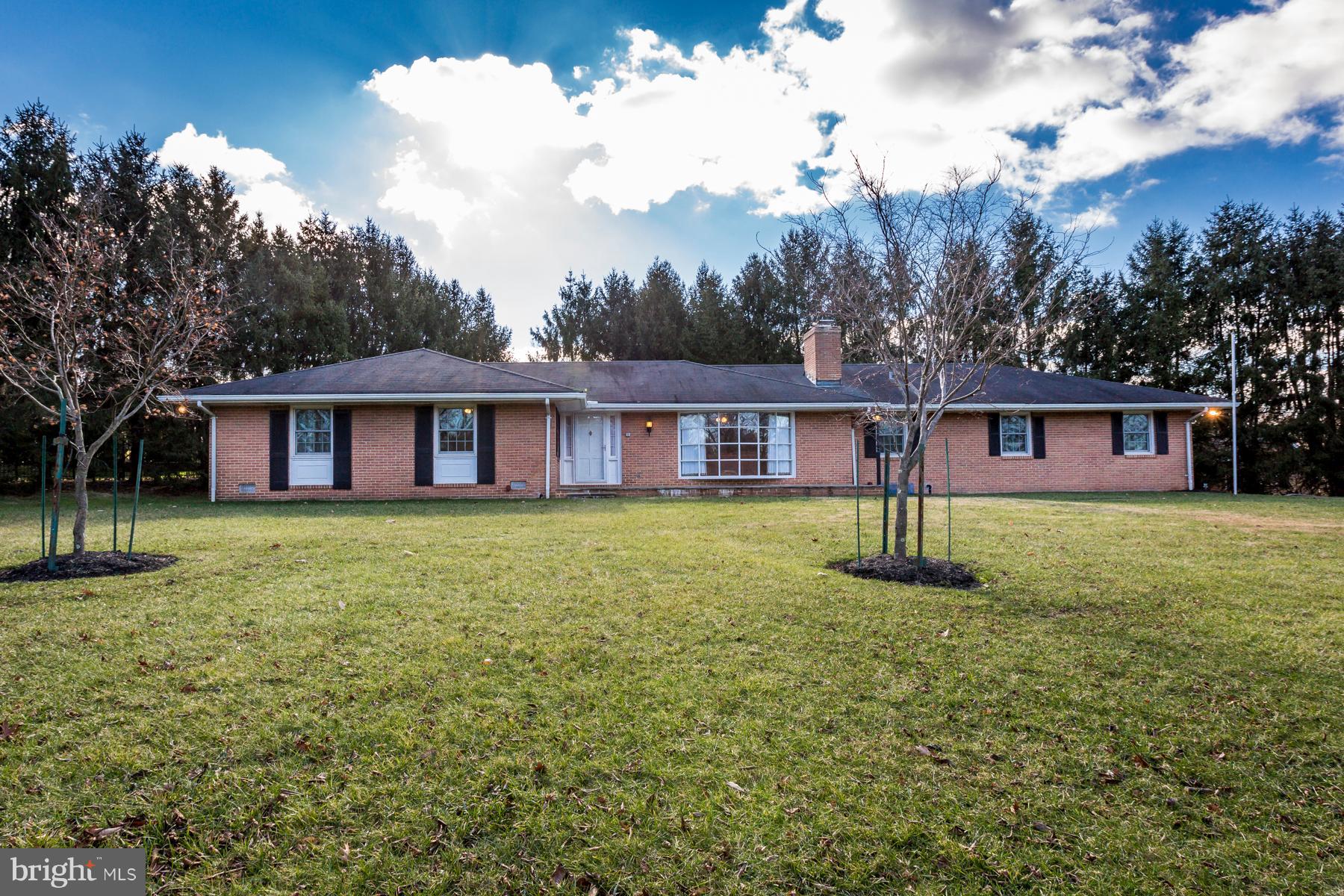 THE OAKS - Residential