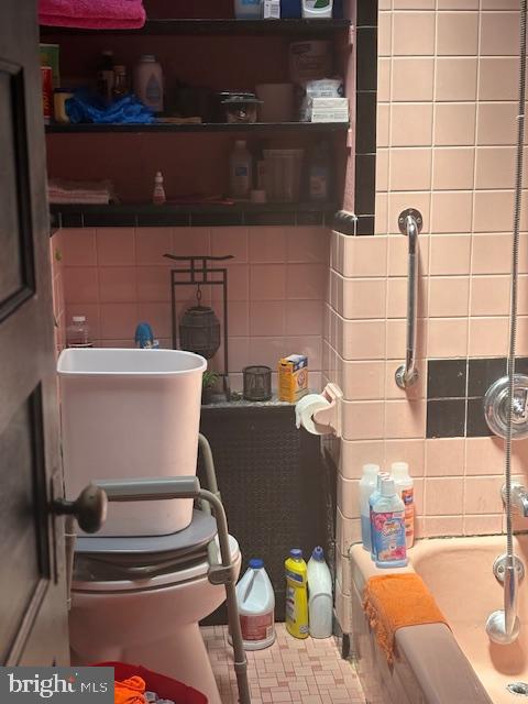 WEST PHILADELPHIA - Residential
