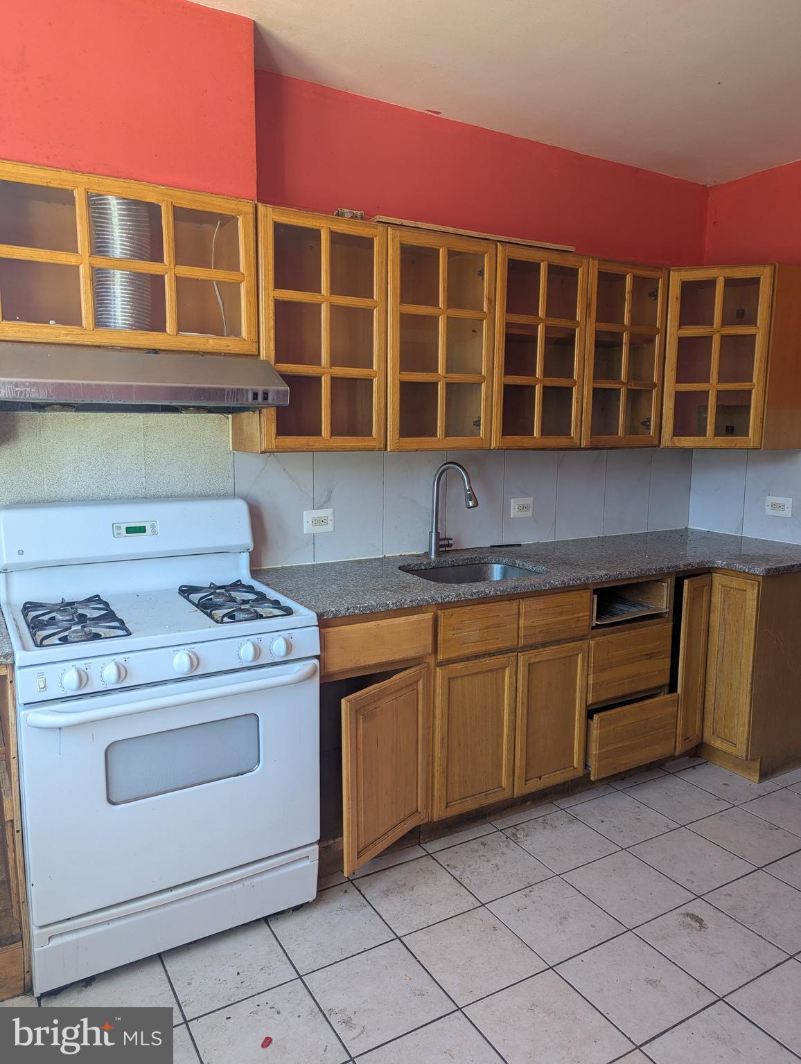 PHILADELPHIA (NORTHEAST) - Residential