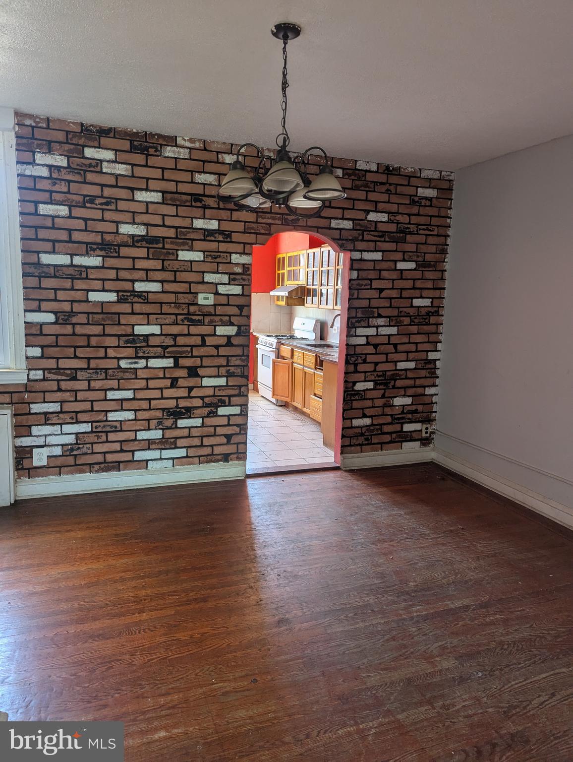 PHILADELPHIA (NORTHEAST) - Residential